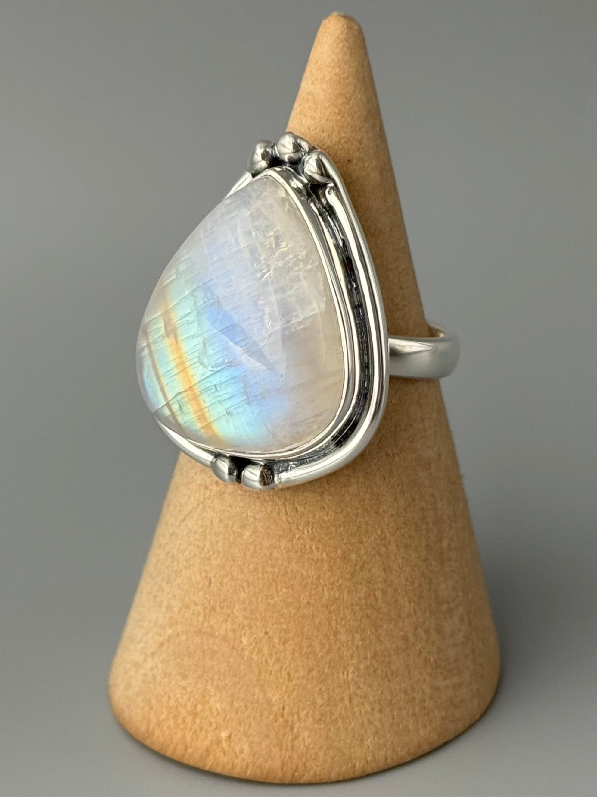 •RAINBOW MOONSTONE - LOOKING GLASS• double bezel silver ring (size 6.25)