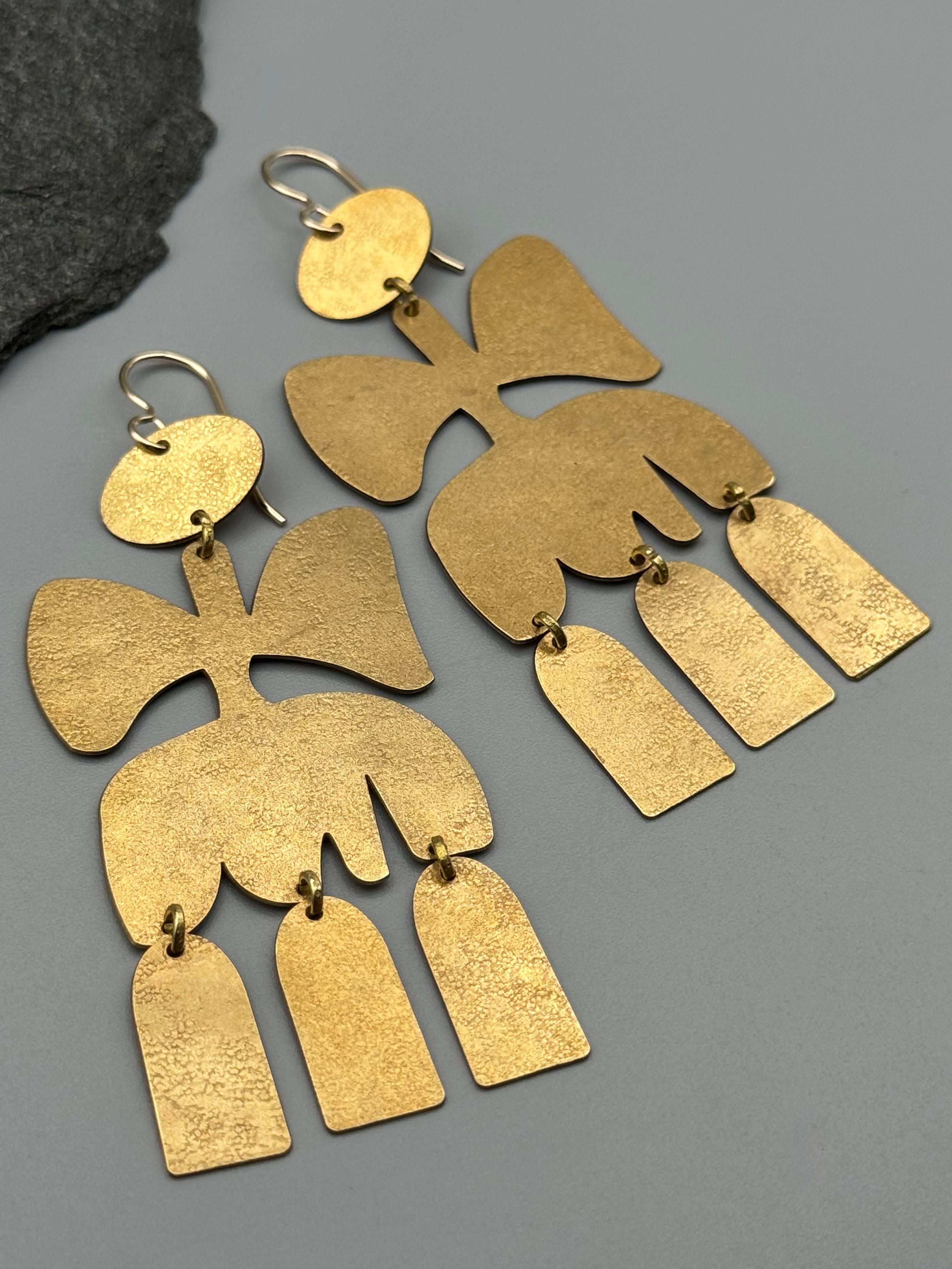 •PARADISE PLANT• gold dangle earrings
