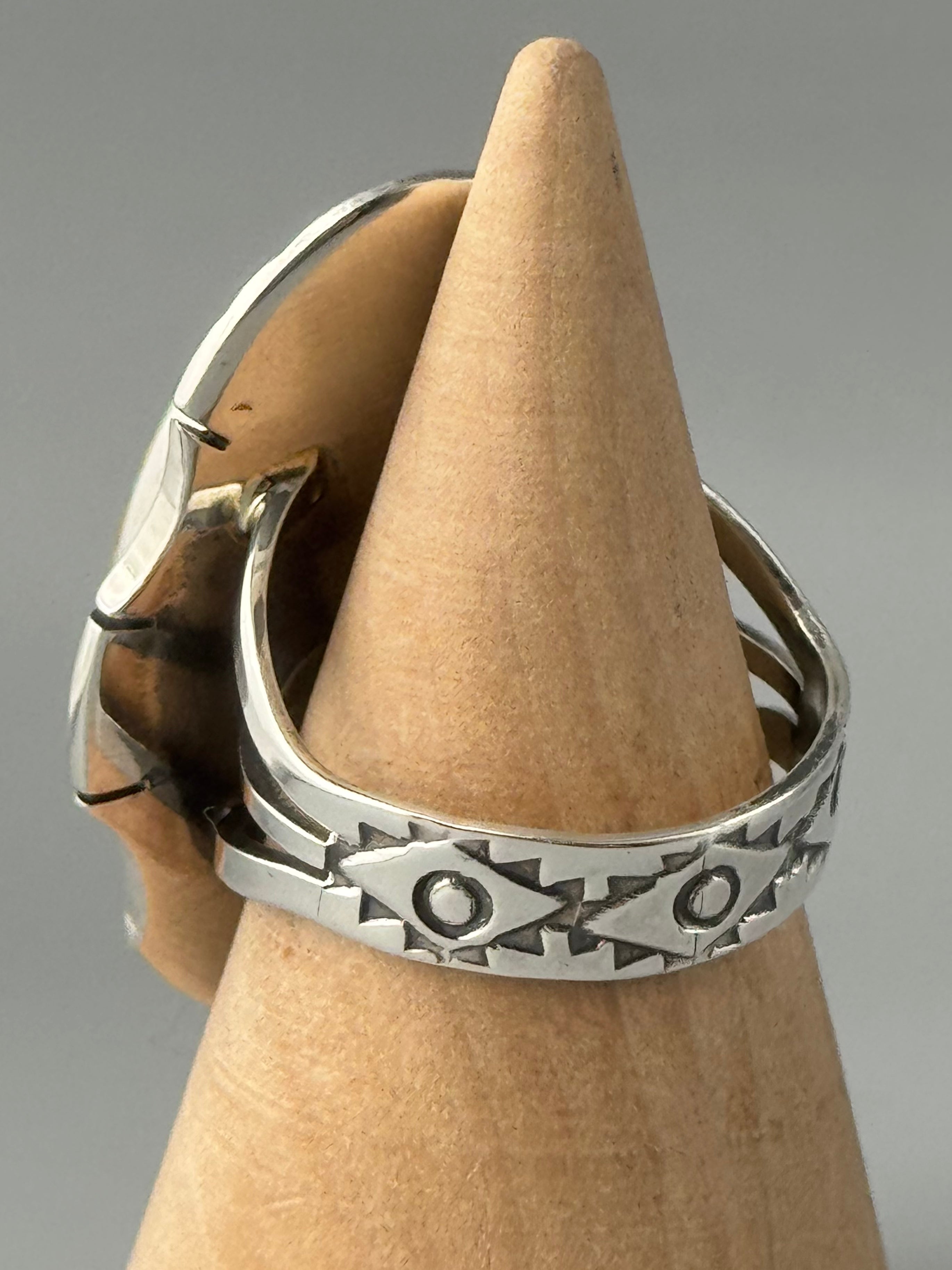 •KINGMAN TURQUOISE - ORENDA• Navajo silver ring (size 9.25)