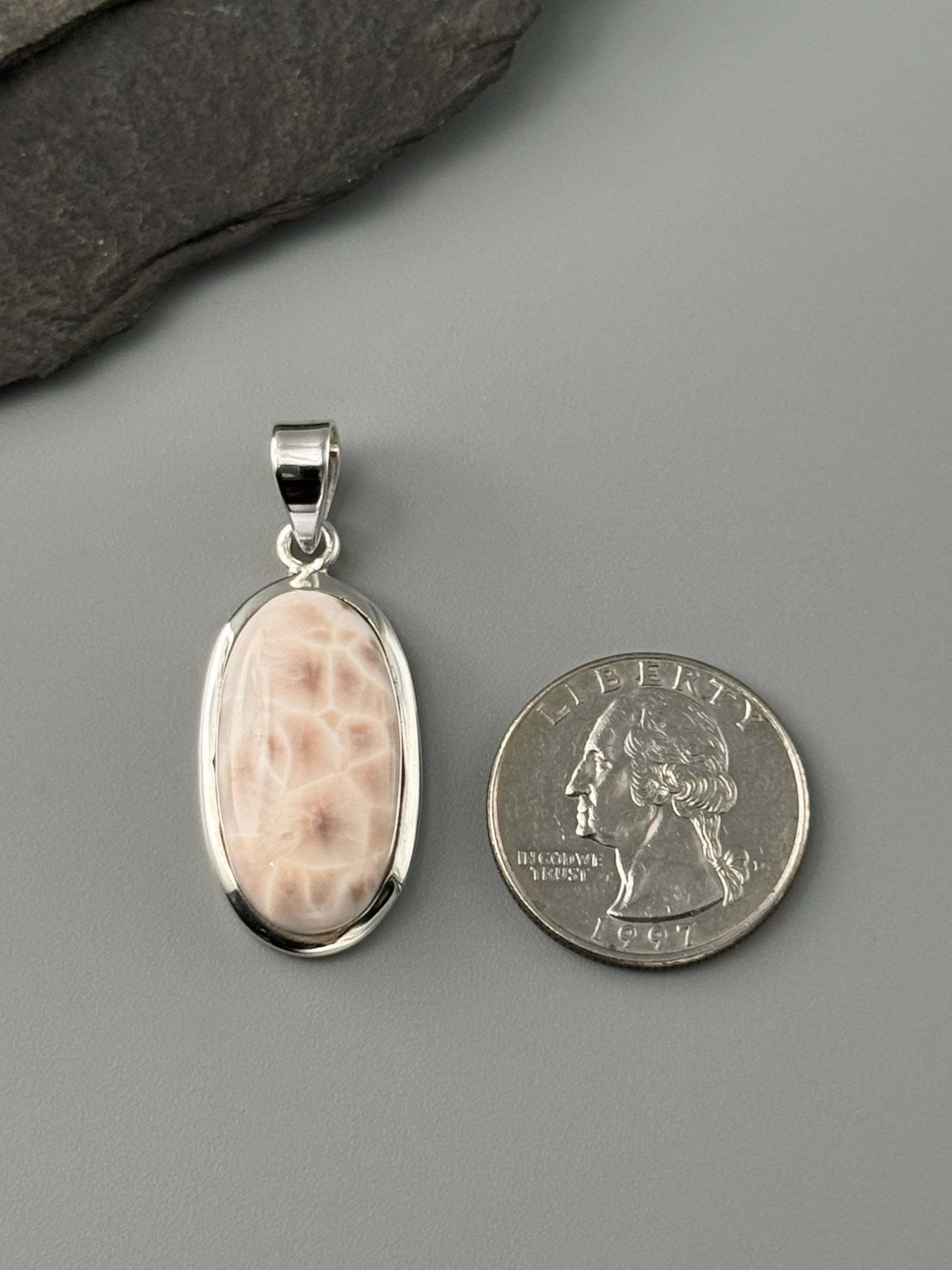 •THOMSONITE OVAL - SCALLOPED• sterling silver pendant