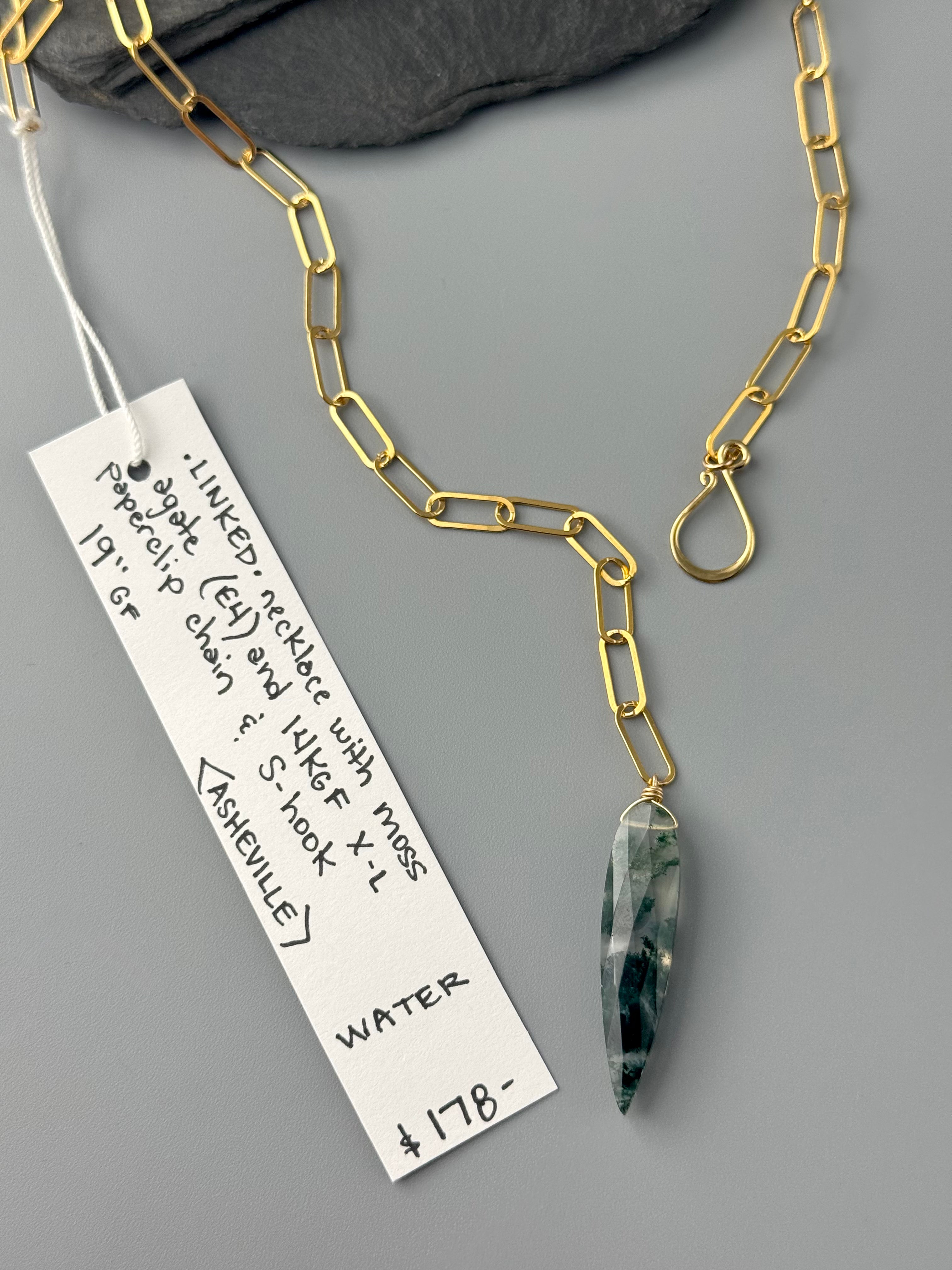 •LINKED• moss agate + gold necklace (ADJ to 19")