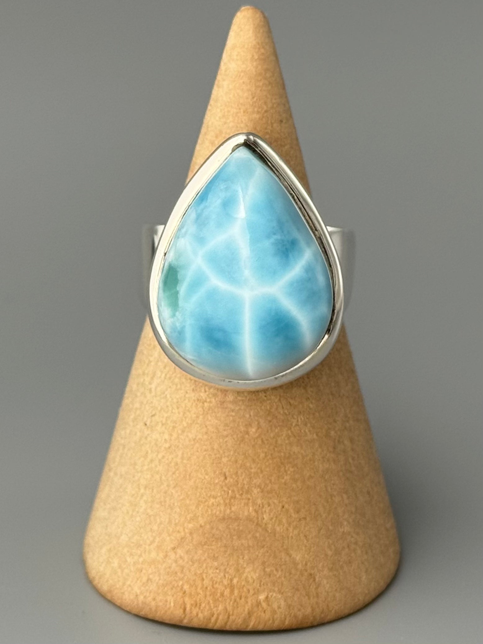 •LARIMAR - TEAR• scalloped bezel silver ring (size 6.75)
