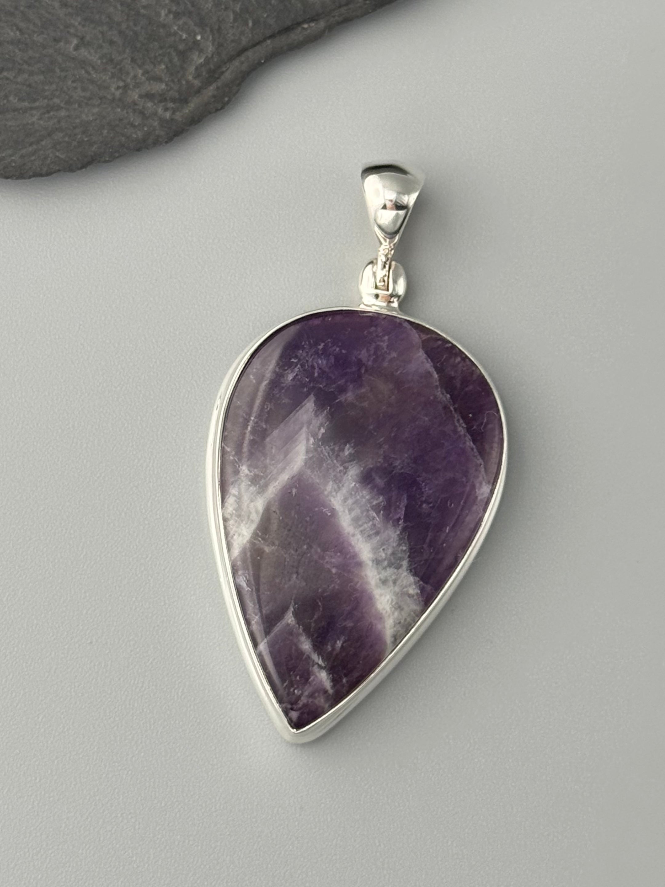 •CHEVRON AMETHYST - SPEAR TEAR• sterling silver pendant