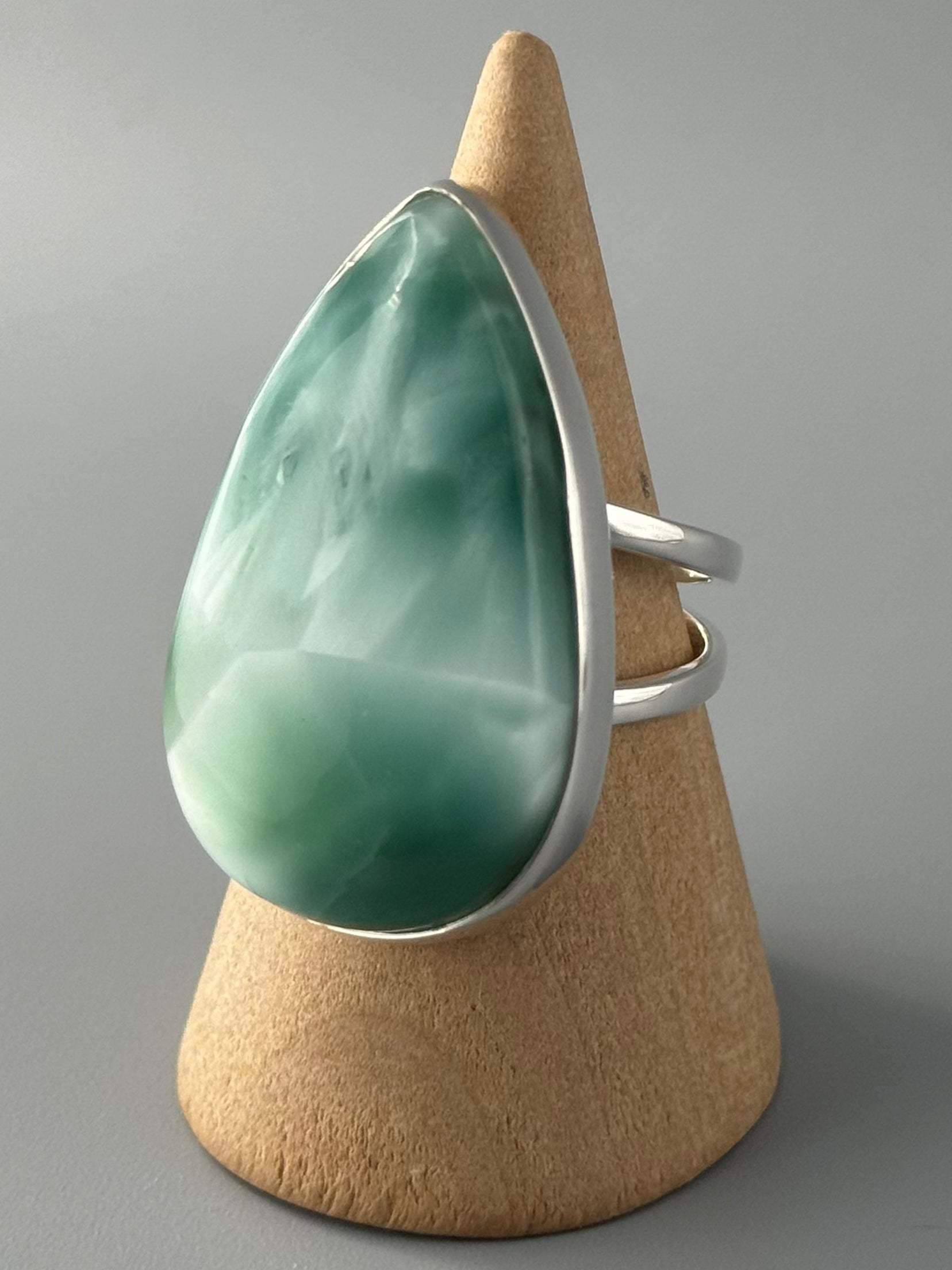 •HEMIMORPHITE - TEARDROP• split band silver ring (size 9)