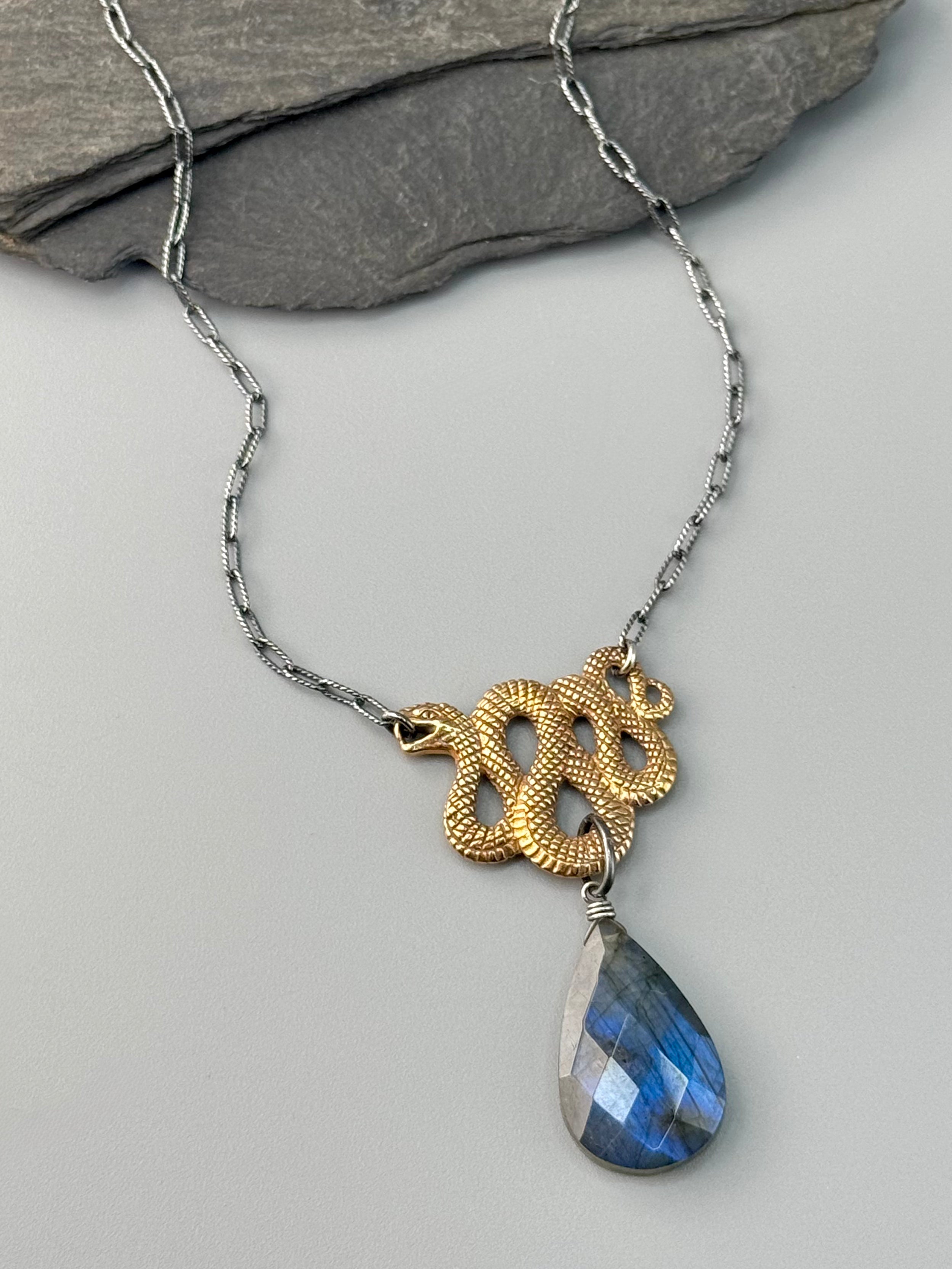 •SUEÑO• labradorite + mixed metal necklace (16"-18" long)
