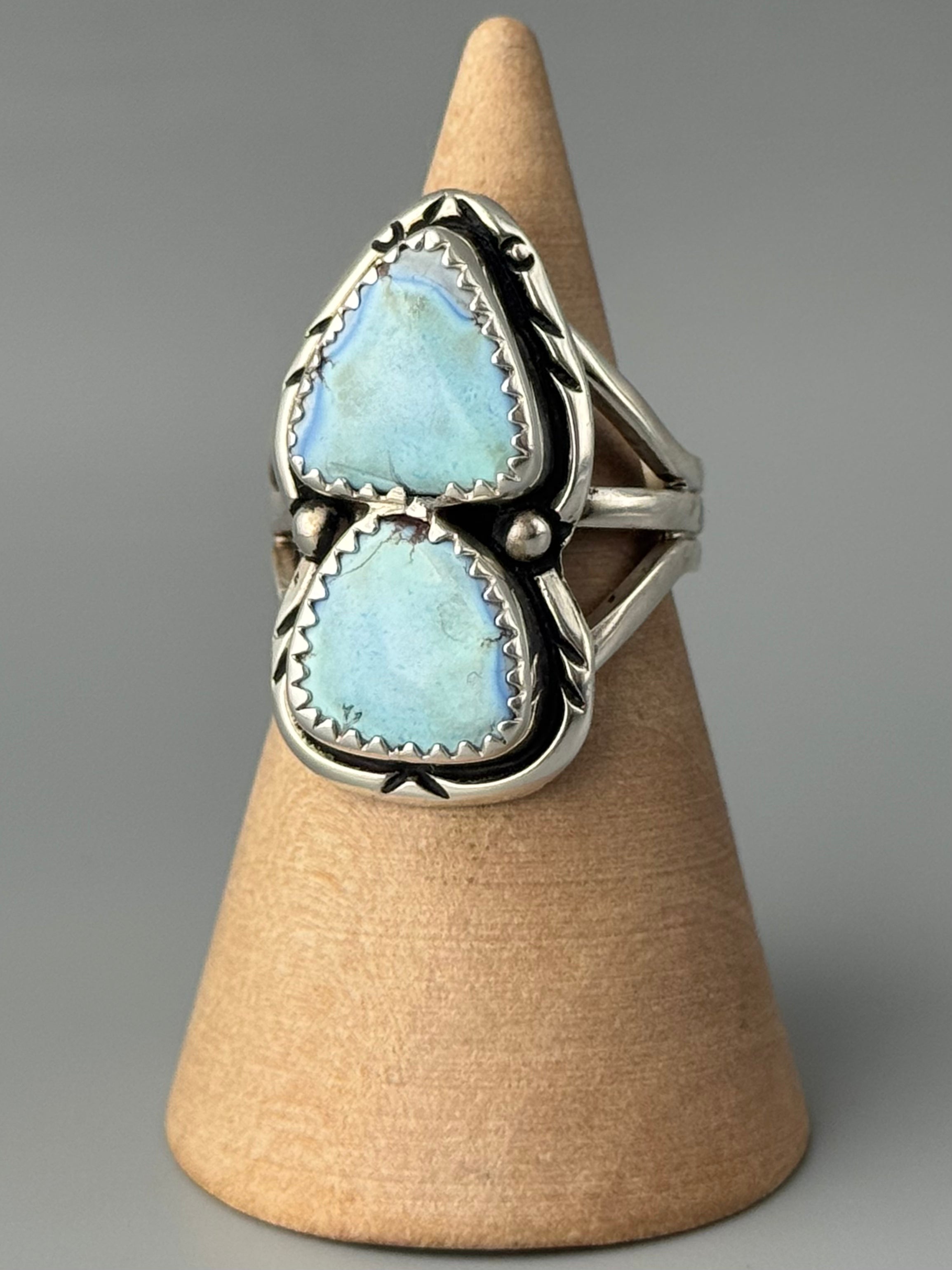 •GOLDEN HILL TURQUOISE - NAAKI - 1• Navajo silver ring (size 6.5)