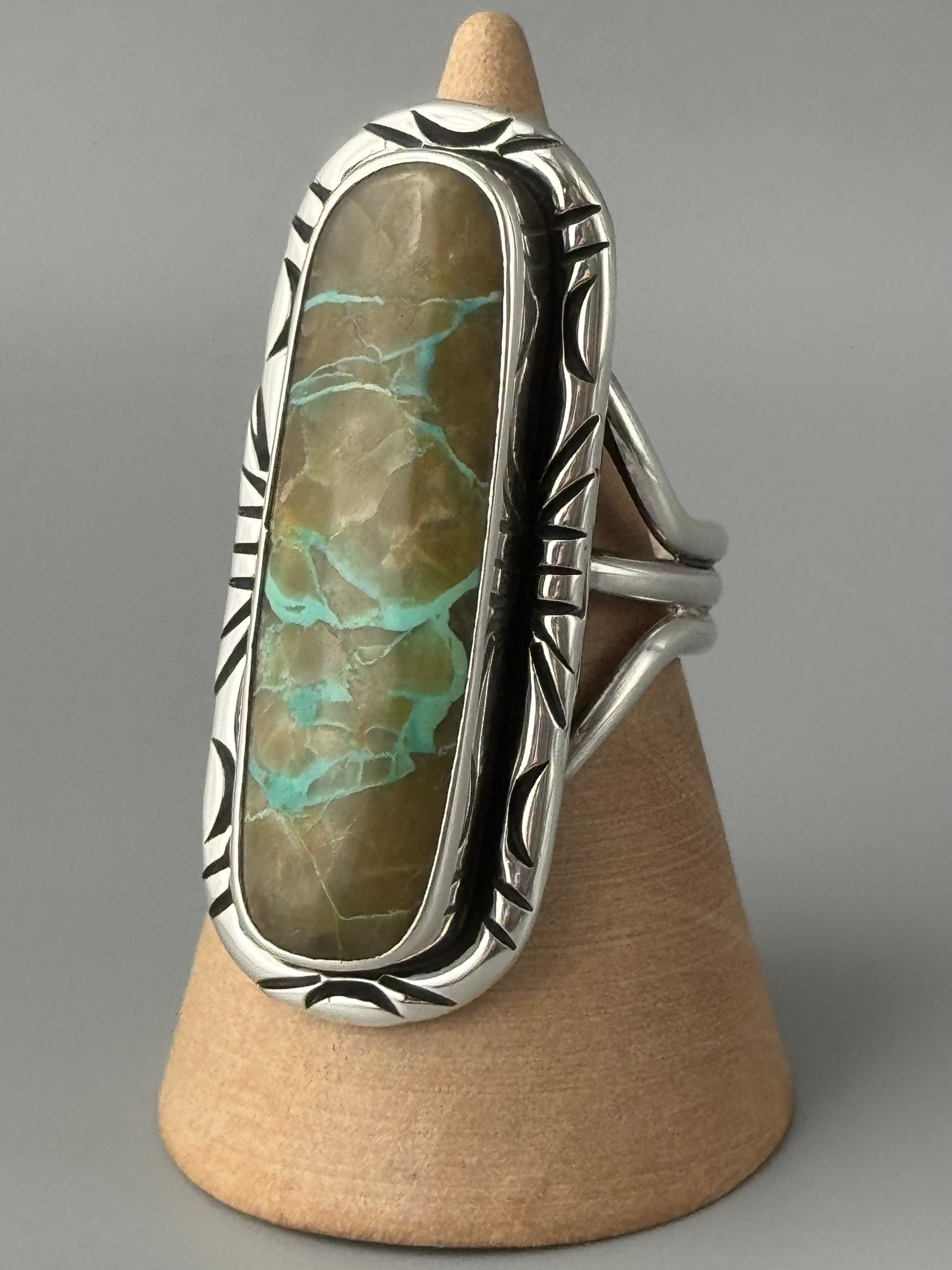 •BOULDER TURQUOISE - AZHÍ• Navajo silver ring (size 9.75)