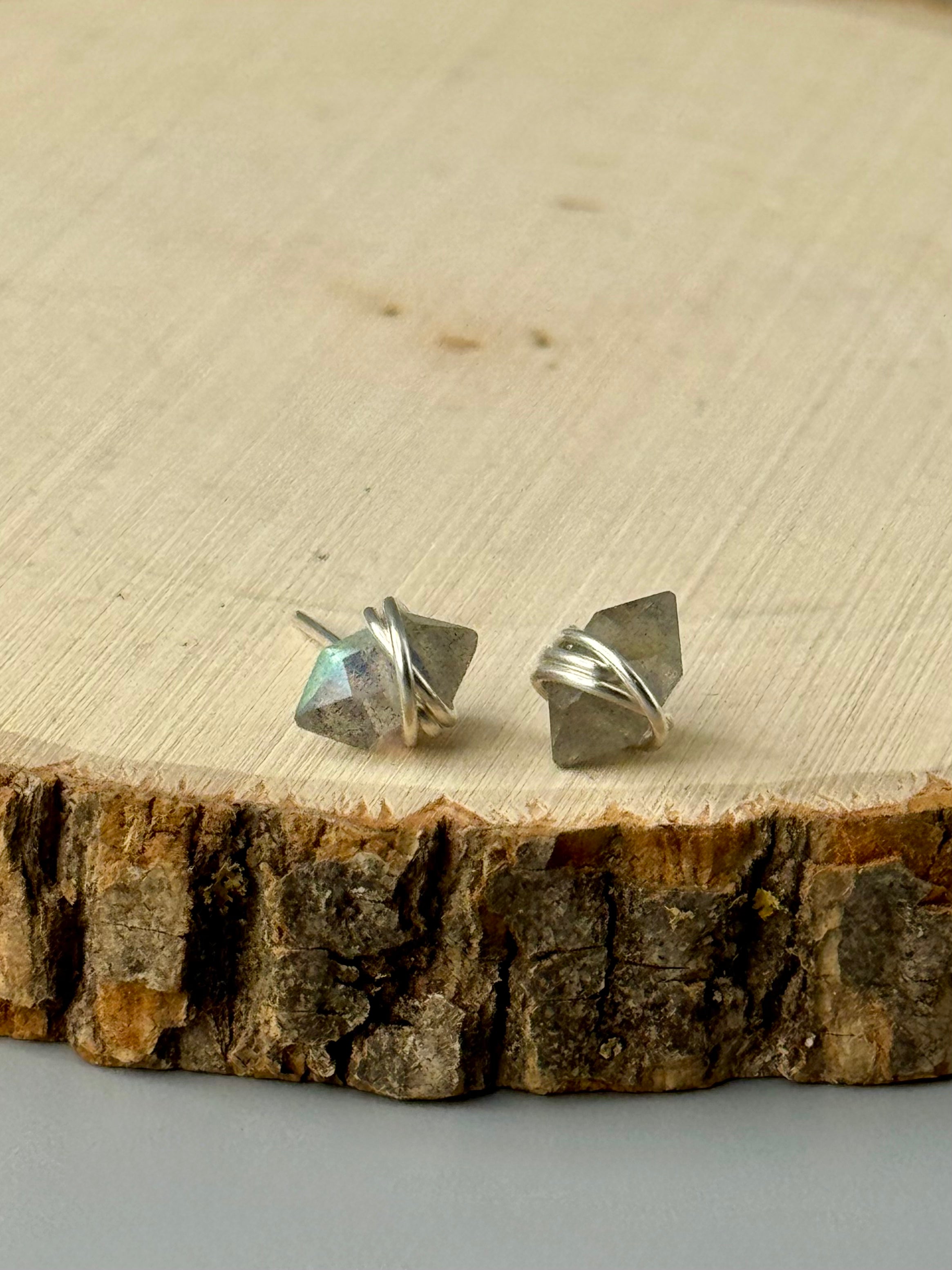 •PIKE• labradorite + silver stud earrings