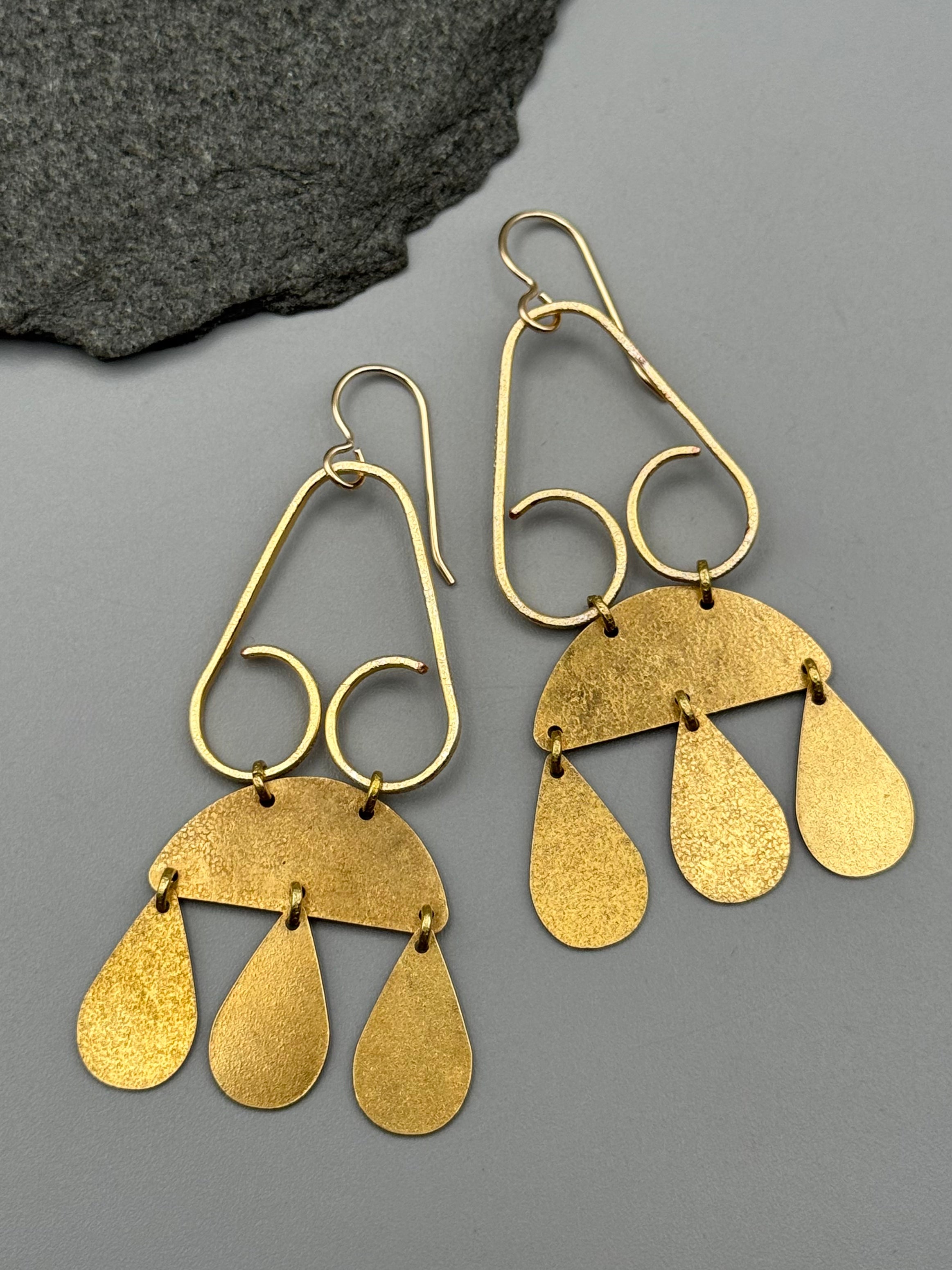 •CHIME• gold dangle earrings