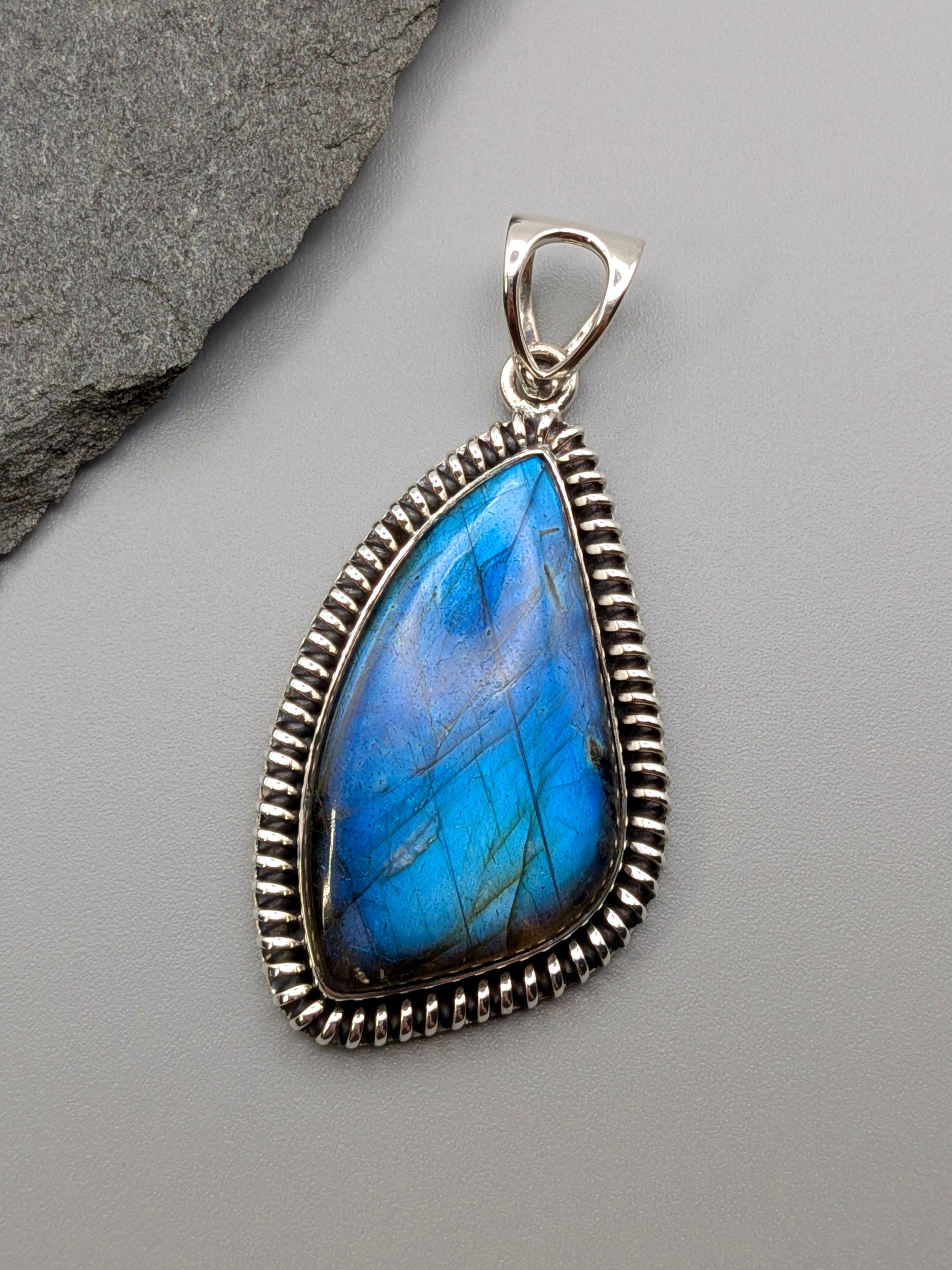 •LABRADORITE FREEFORM - COILED• sterling silver pendant