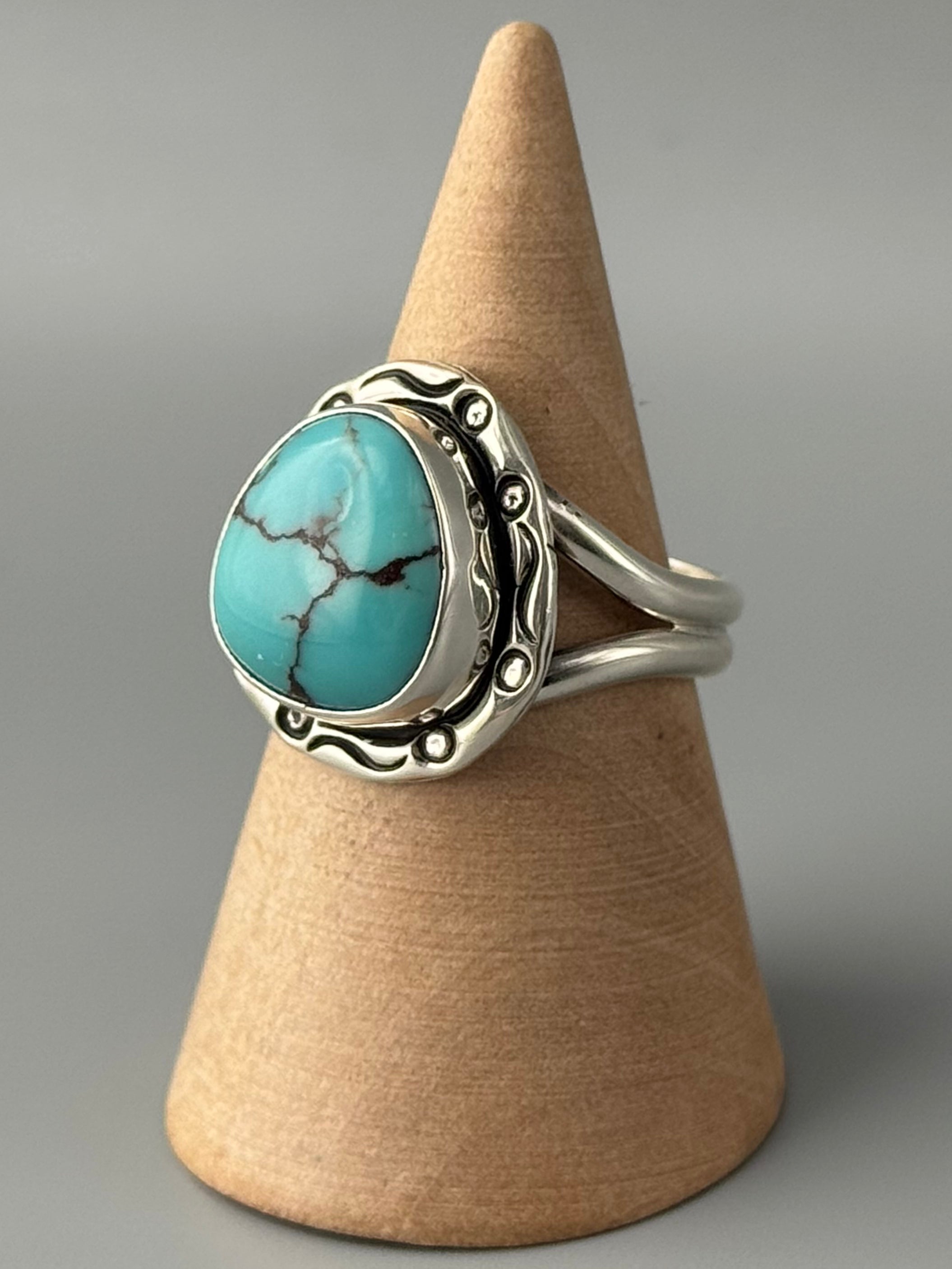 •EGYPTIAN TURQUOISE - SMUDGE• Navajo silver ring (size 8.5)