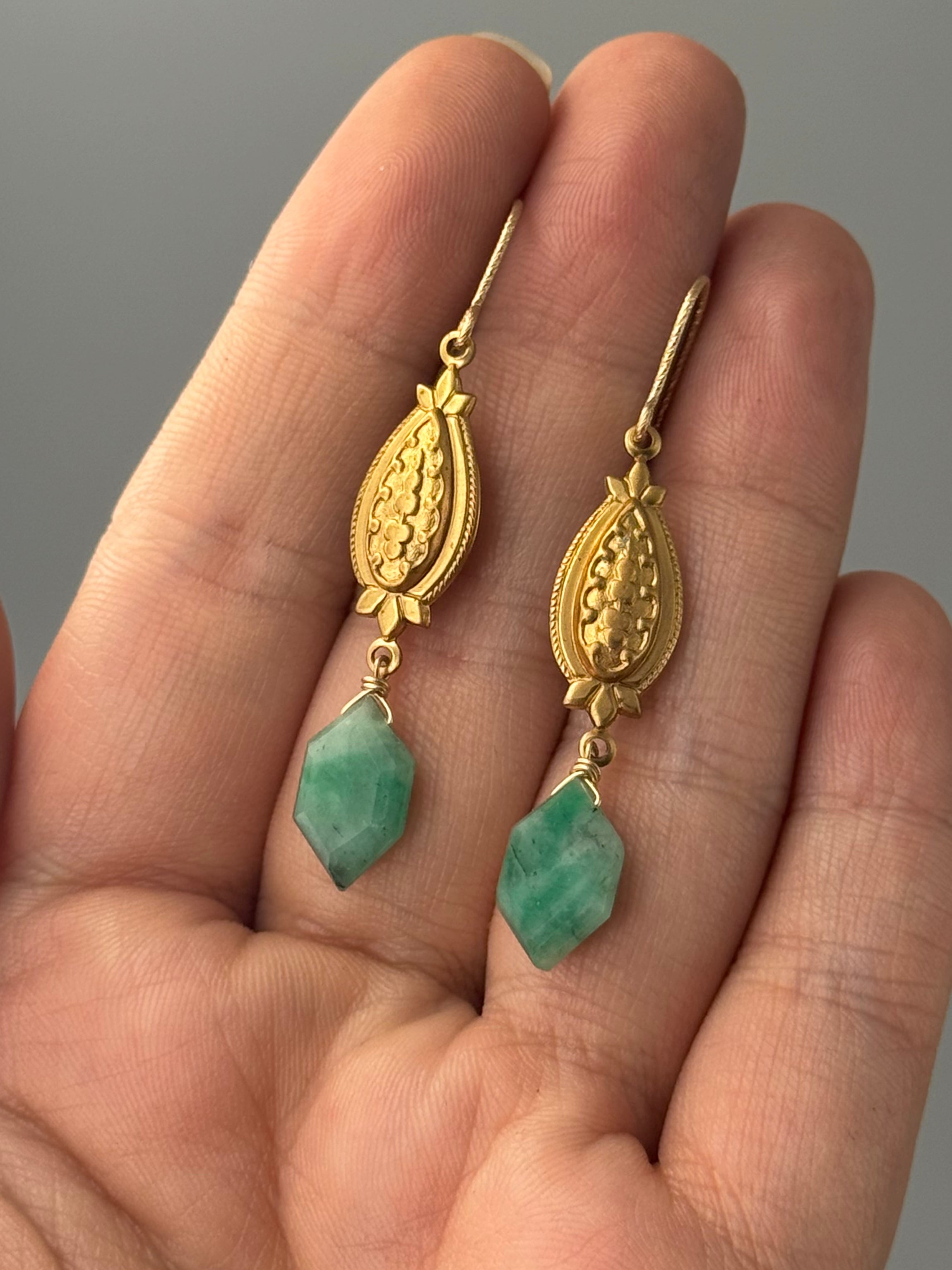 •CONTESSA• emerald + gold earrings
