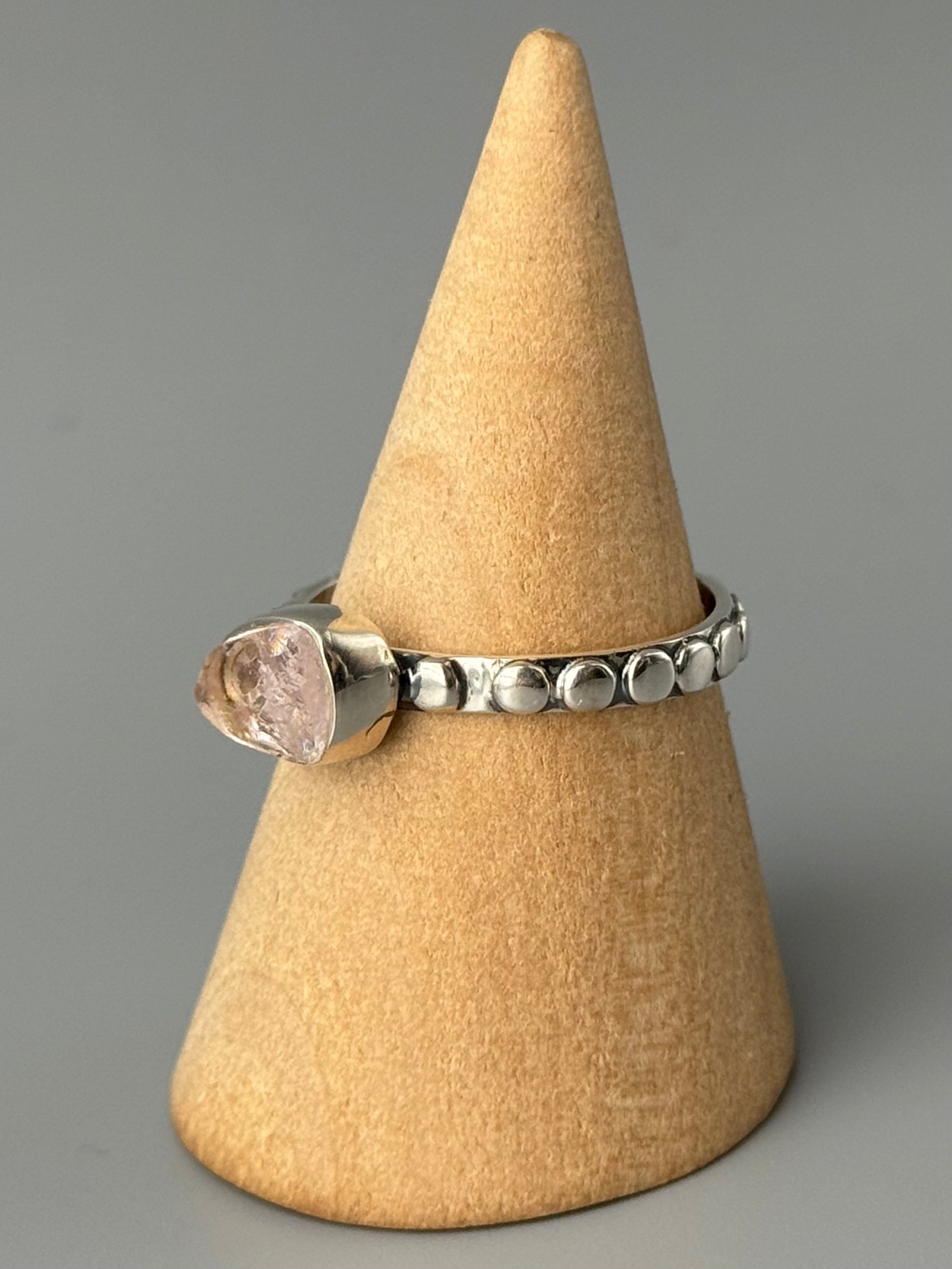 •MORGANITE - NUGGET• flat dotted band silver ring (various sizes)