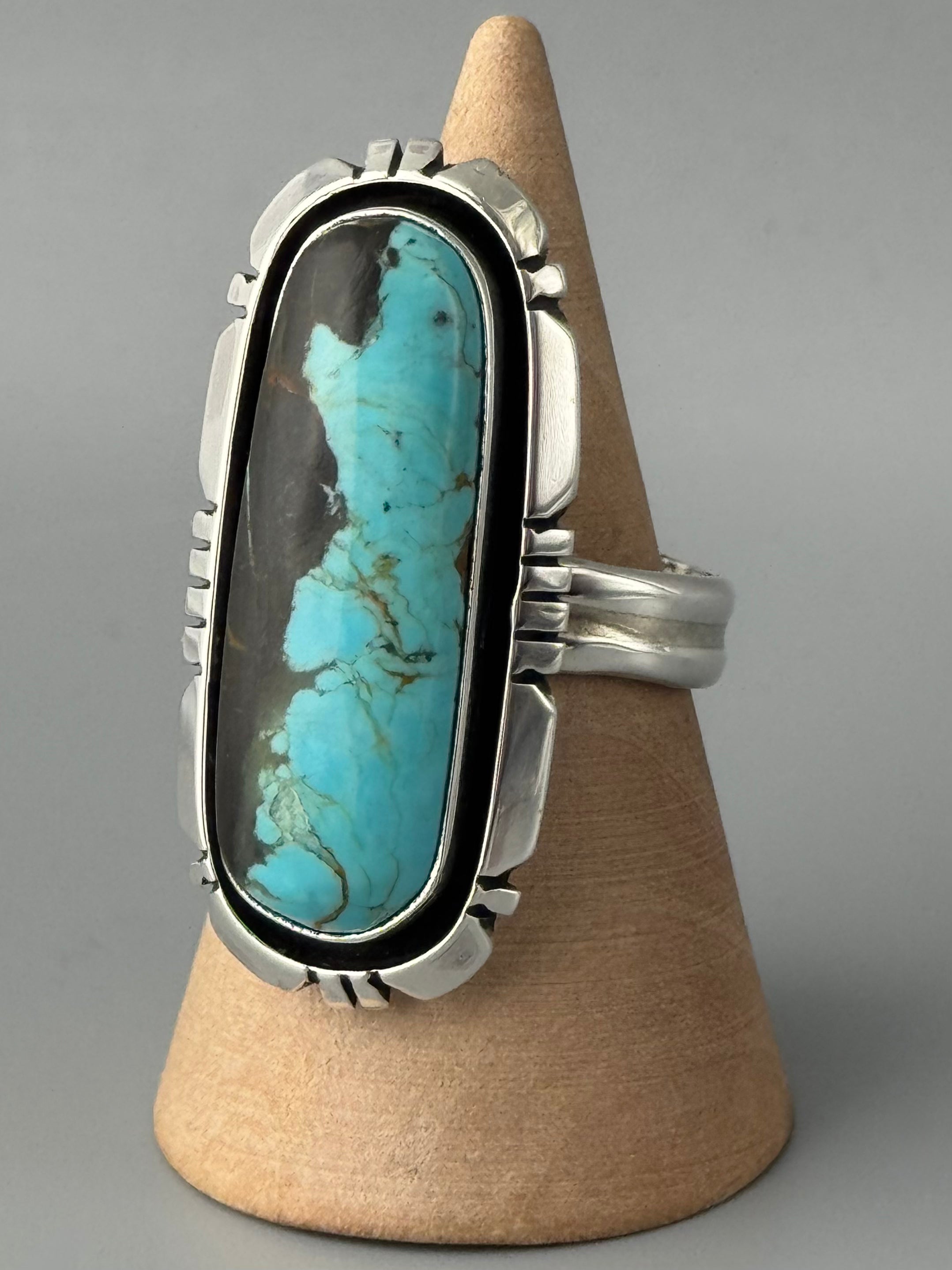 •BLACKJACK TURQUOISE - MOUNTAIN FEATHERS• Navajo adjustable silver ring