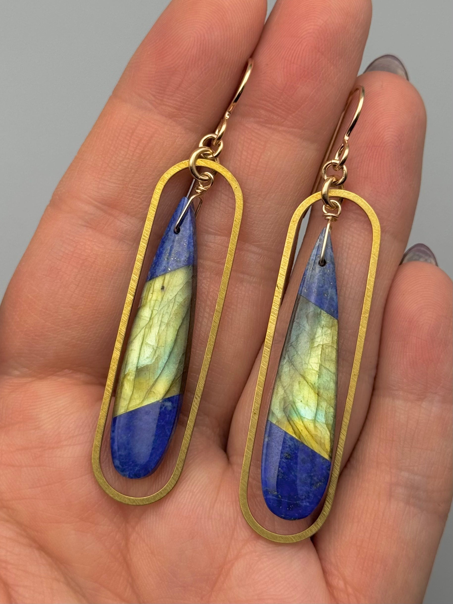 •PENDULUM• intarsia + gold earrings