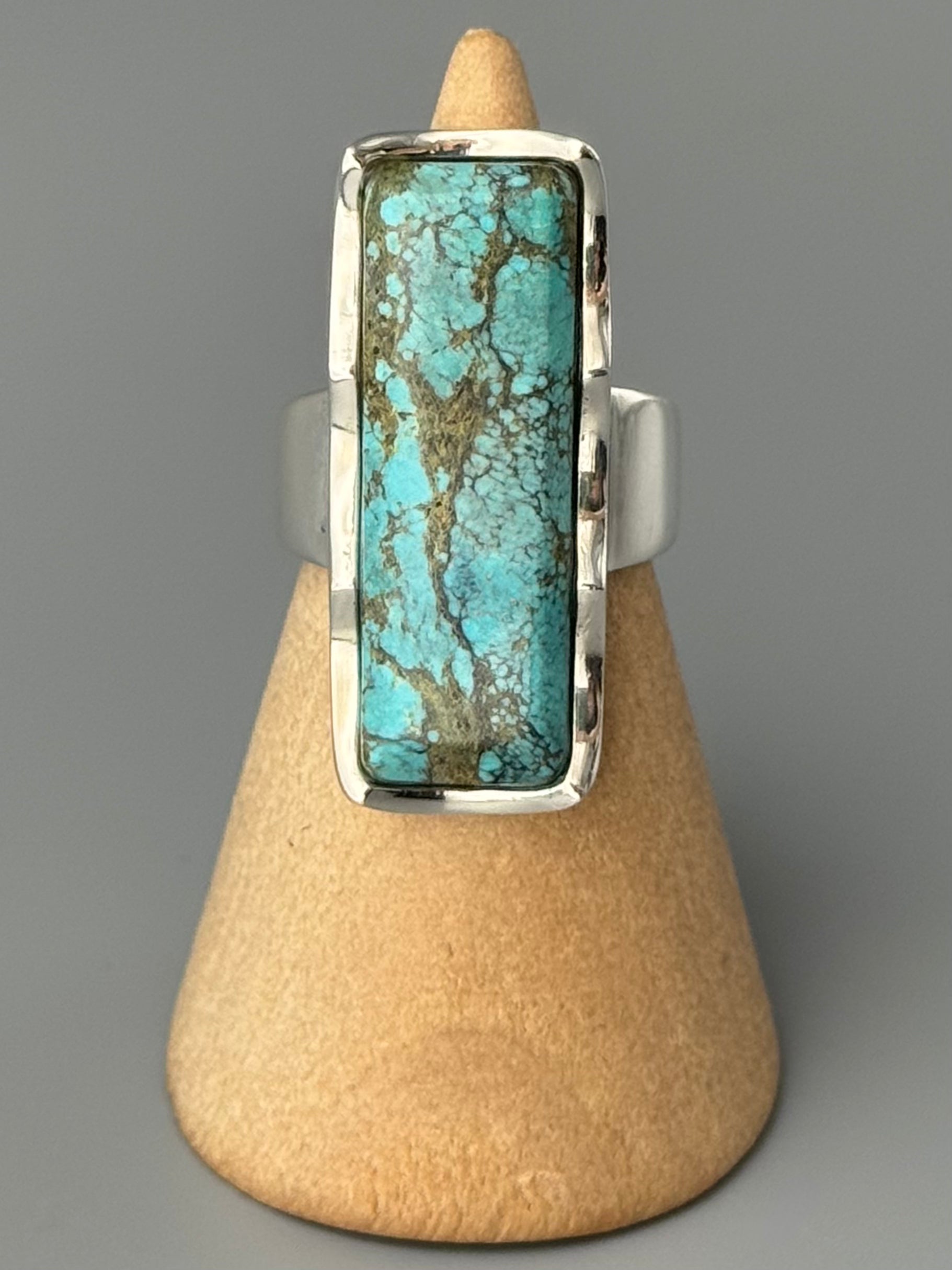 •TURQUOISE - TOWER• scalloped bezel silver ring (size 5.75)