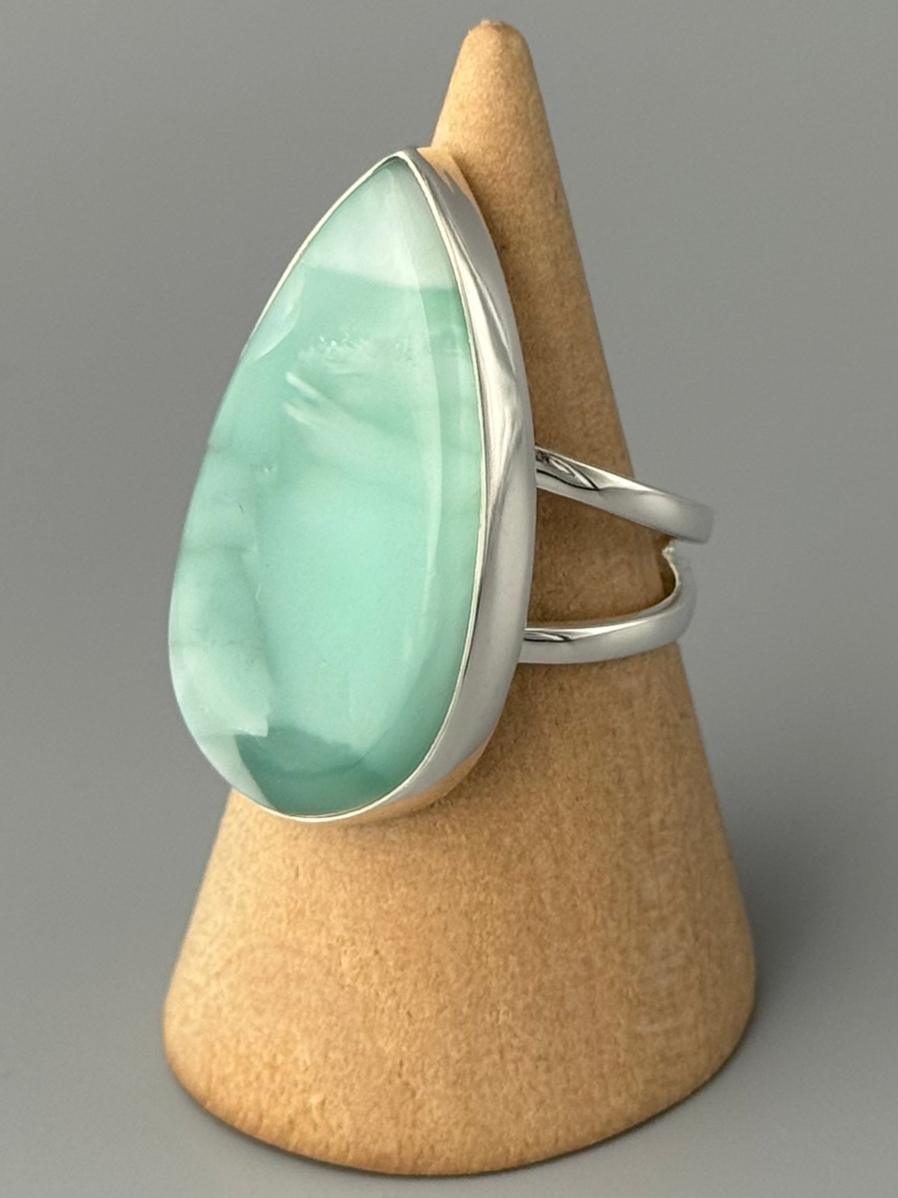 •HEMIMORPHITE - TEAR• split band silver ring (size 8)