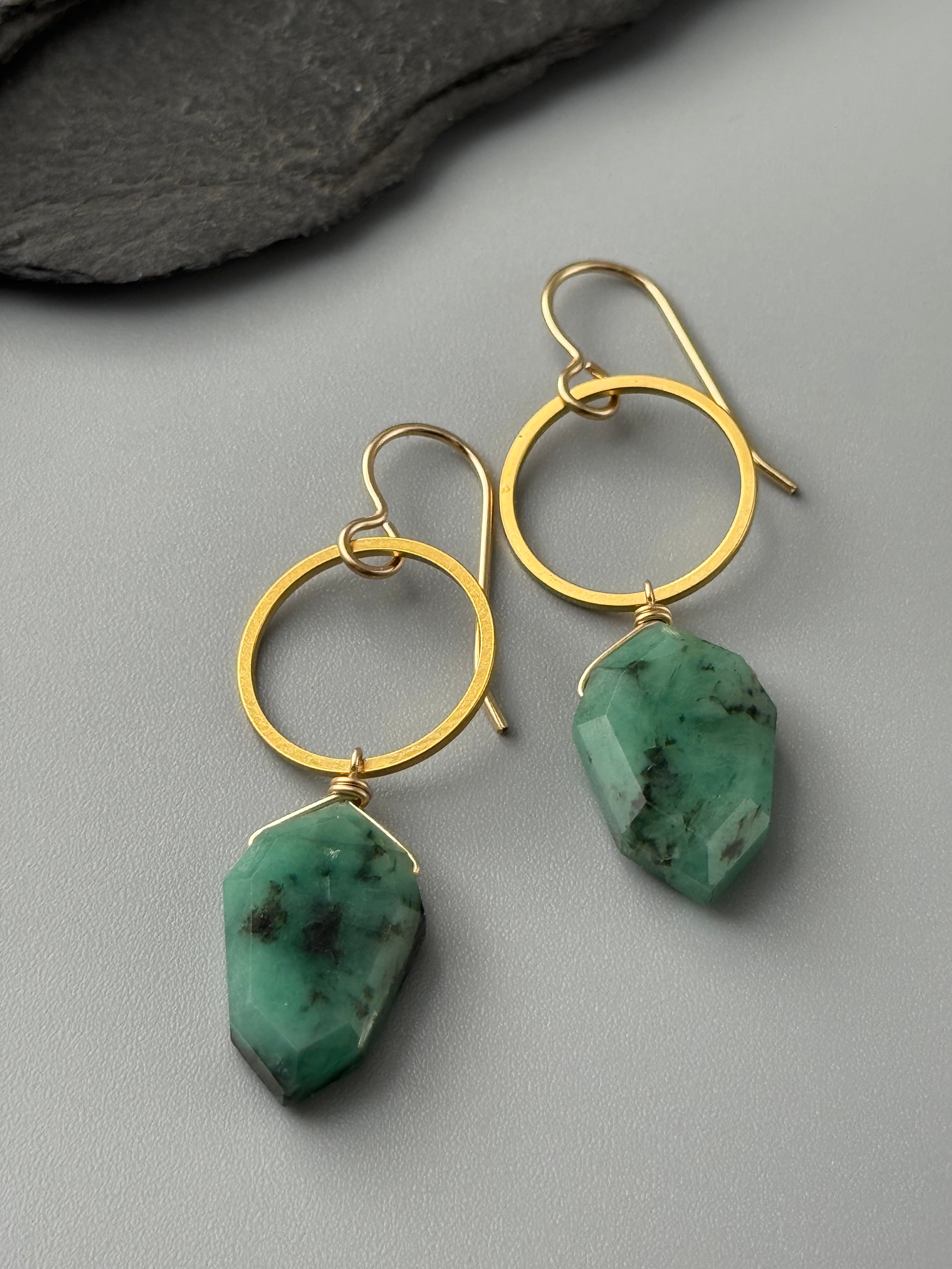 •LUNA• emerald + gold earrings