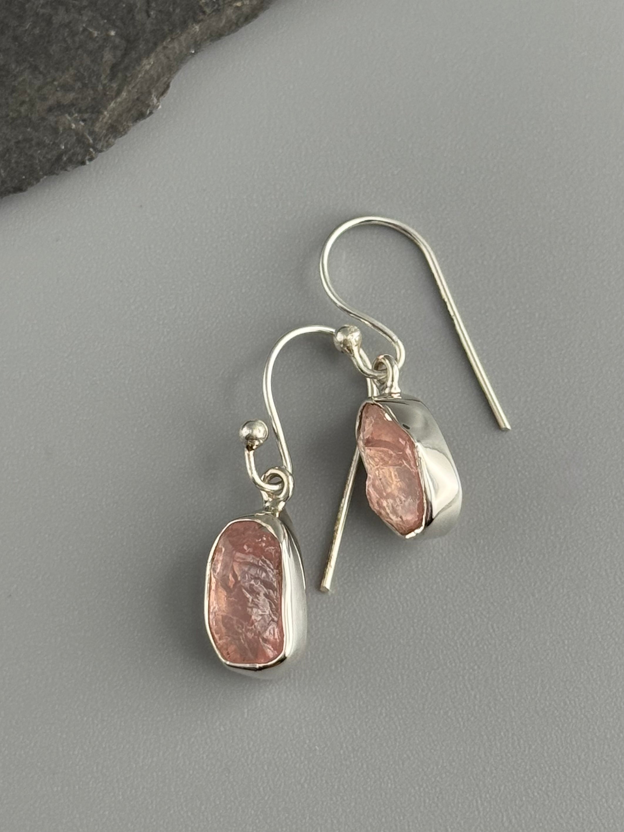 •ROSE QUARTZ - FREEFORMS• silver dangle earrings