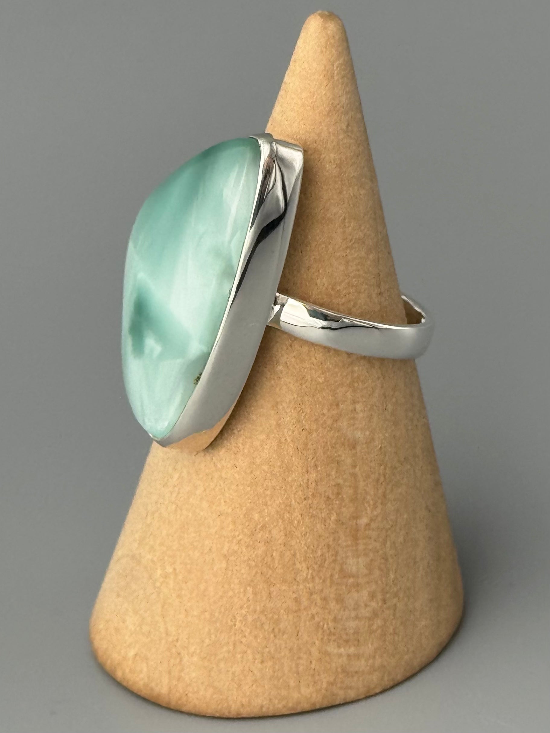 •HEMIMORPHITE - FREEFORM• simple bezel silver ring (size 6)