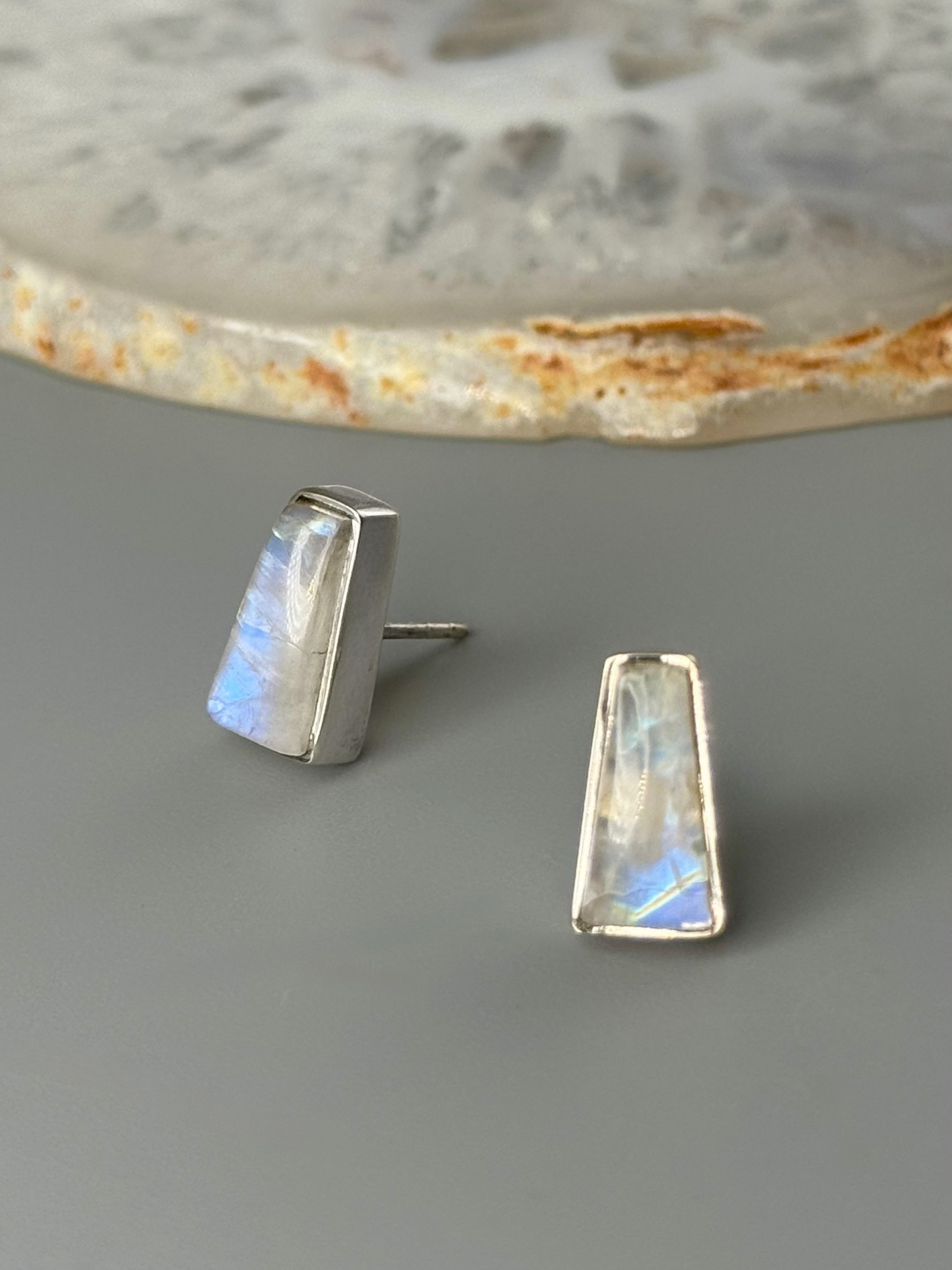 •RAINBOW MOONSTONE - PORTAL• silver bezel set stud earrings