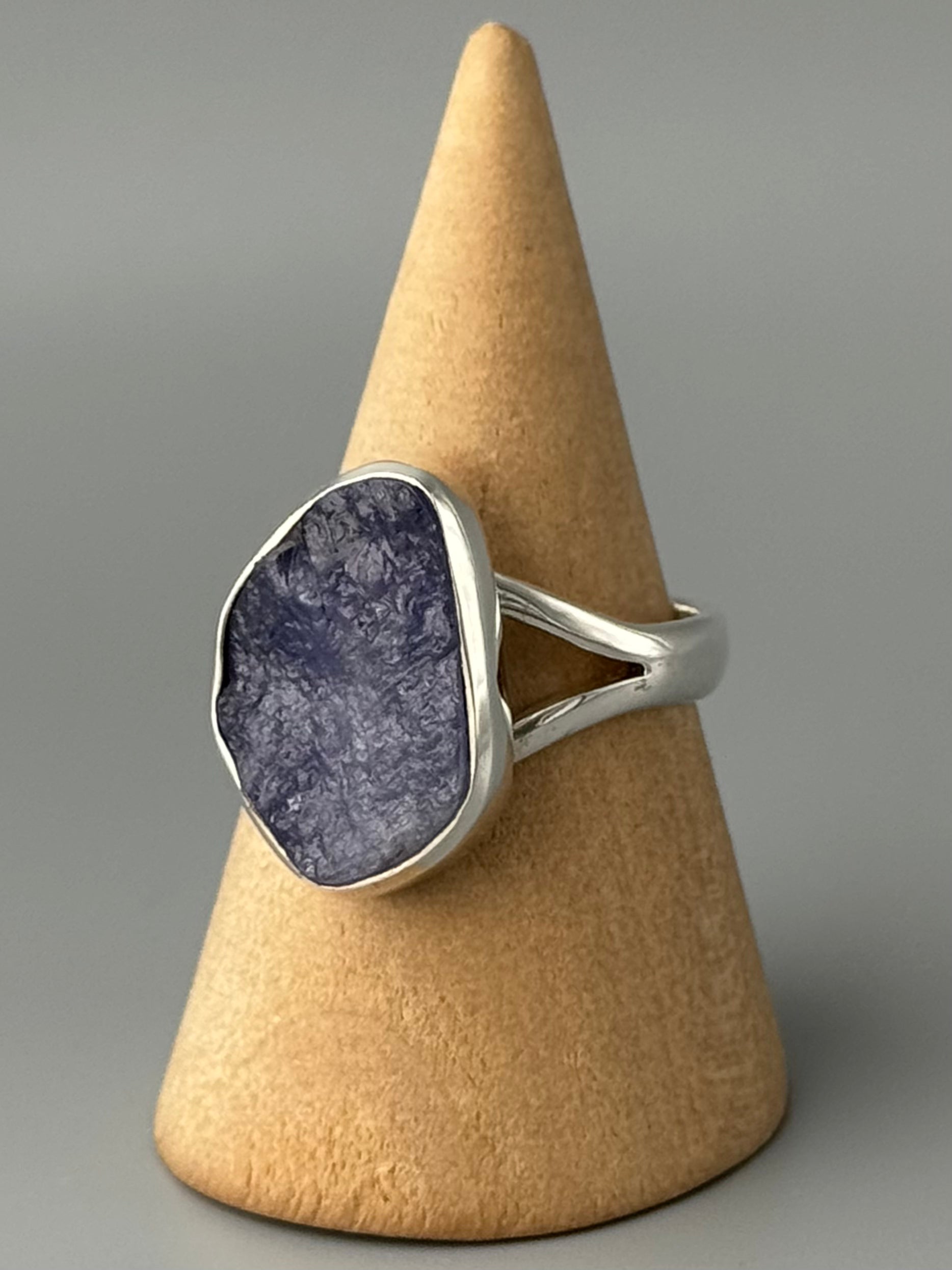 •TANZANITE - FREEFORM• split band silver ring (size 10)