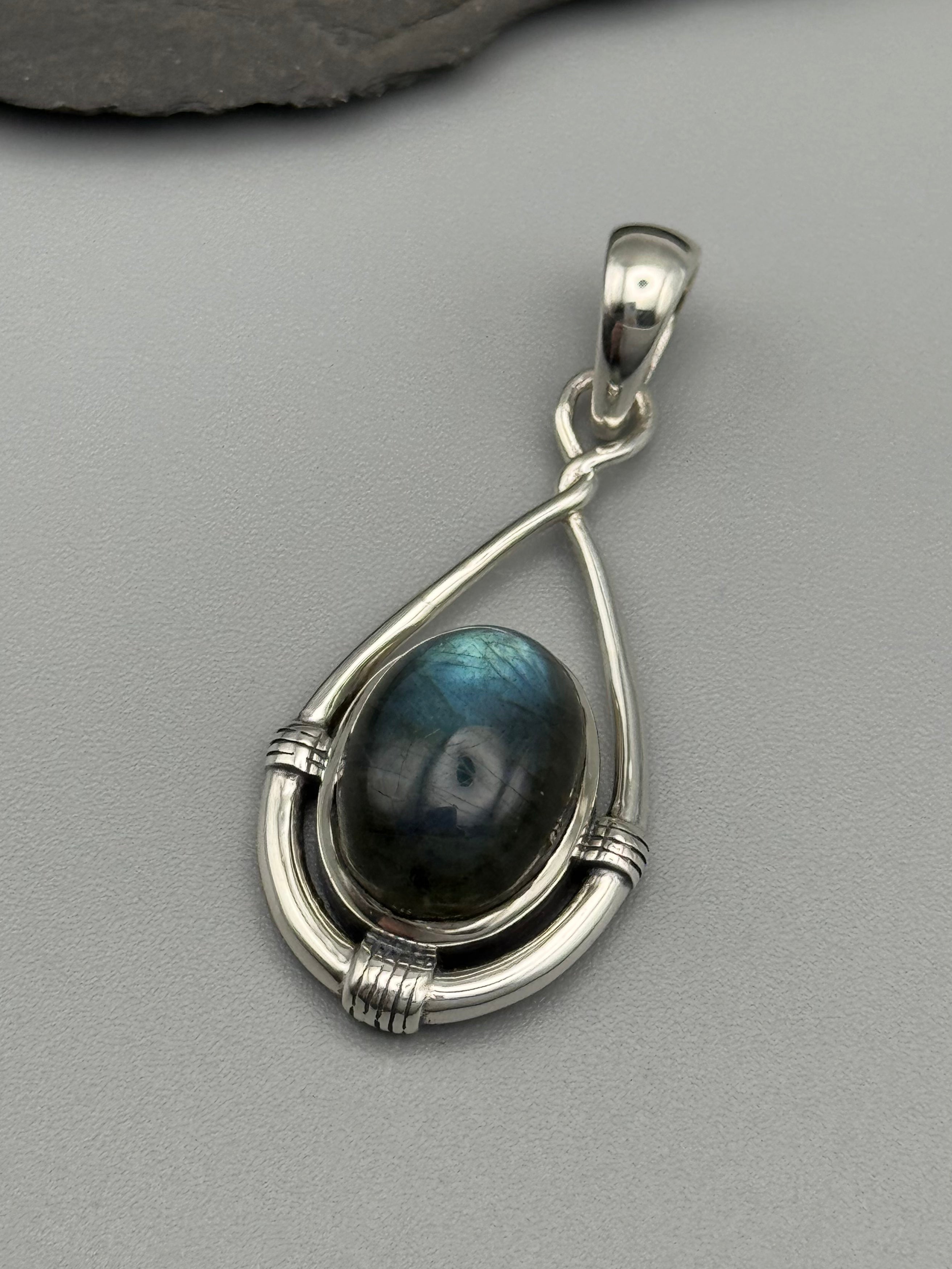 •LABRADORITE - HITCHED• sterling silver pendant