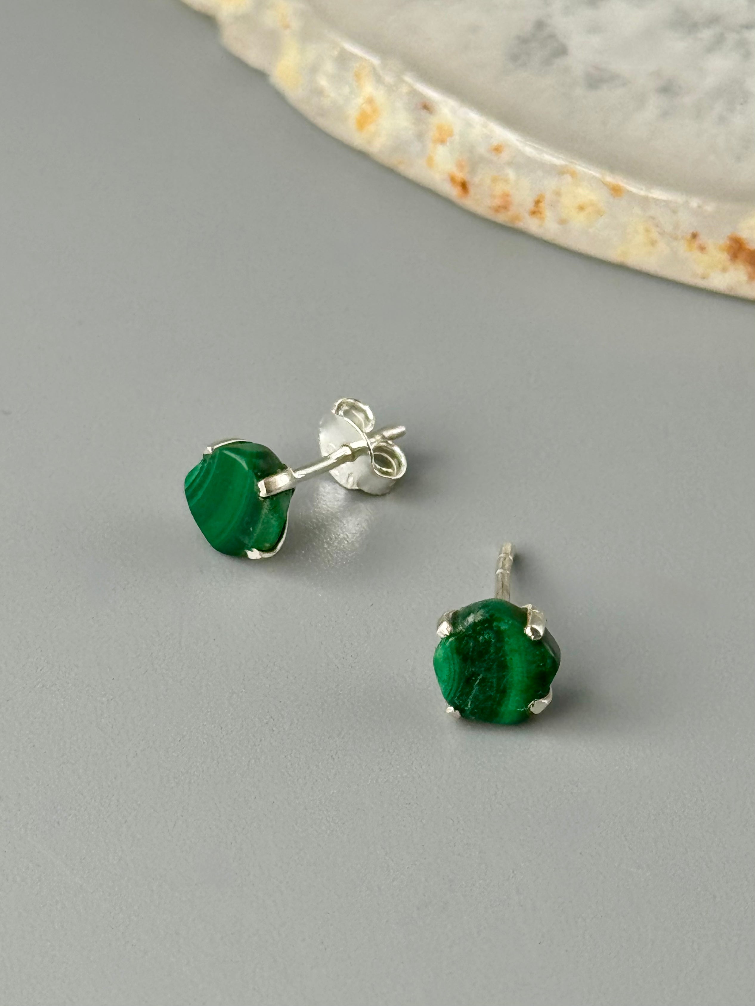 •MALACHITE• silver prong set stud earrings
