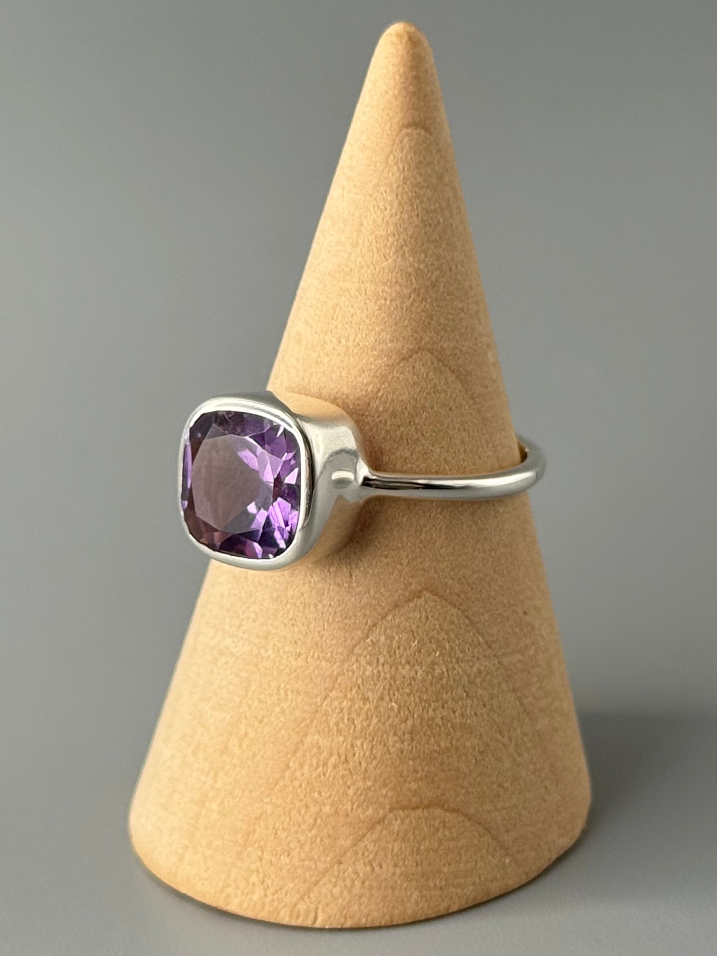 •AMETHYST - SOFT SQUARE• simple bezel silver ring (various sizes)