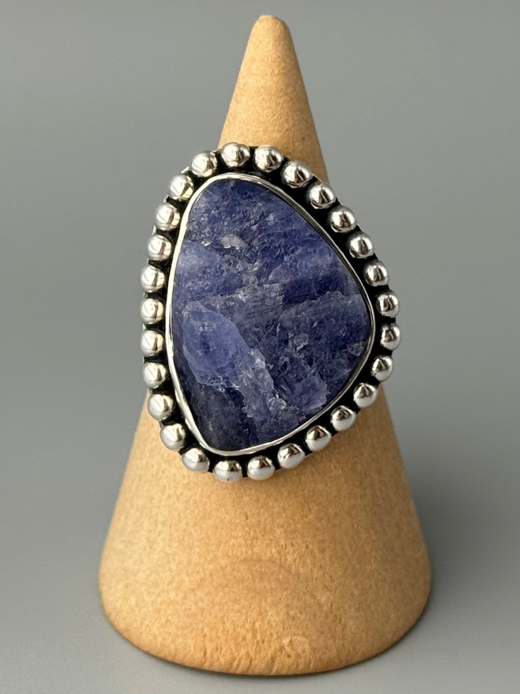 •TANZANITE - FREEFORM• dotted bezel silver ring (size 6.75)