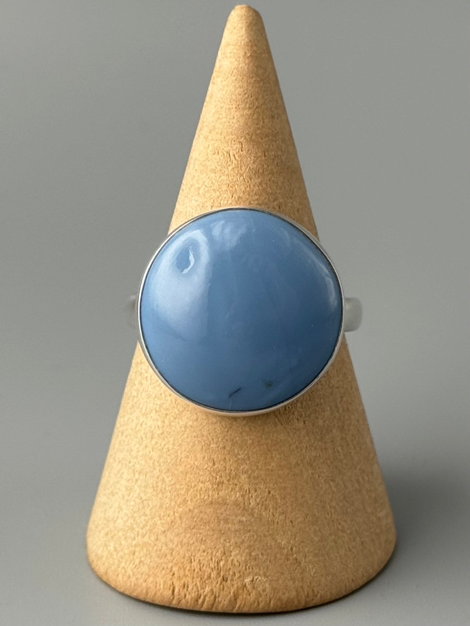•OWYHEE BLUE OPAL - ROUND• simple band silver ring (size 10)