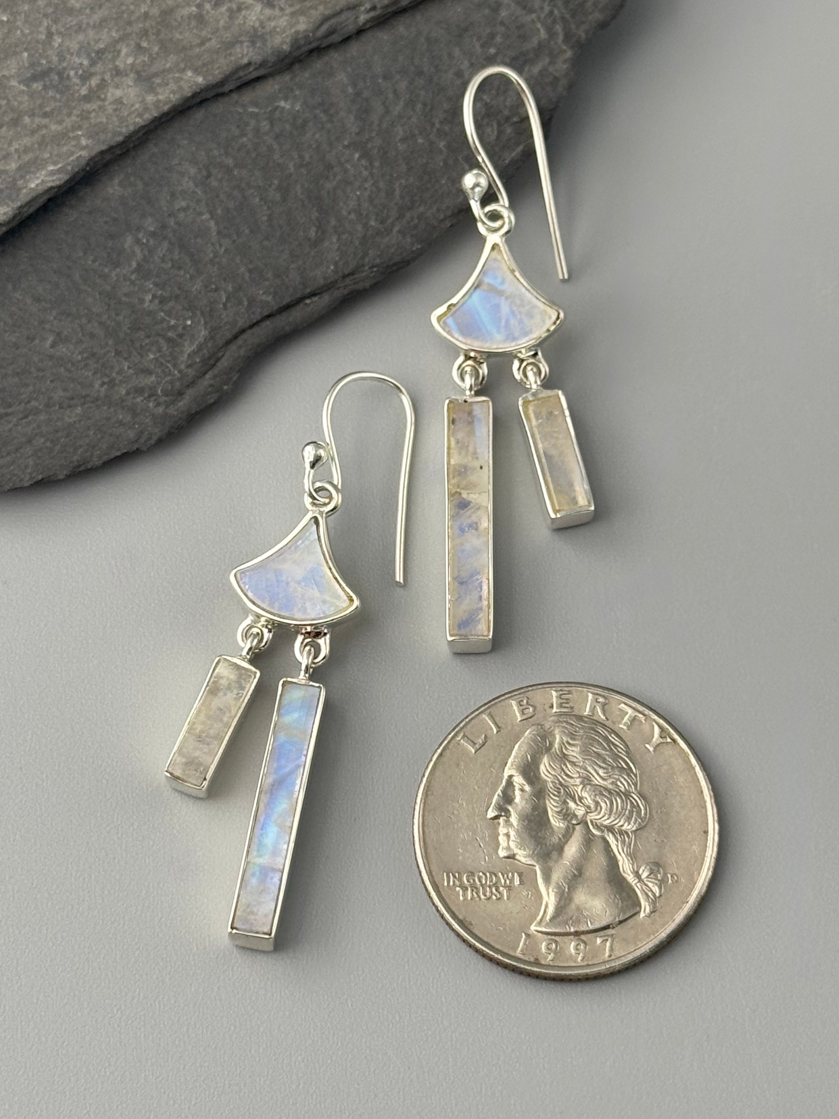 •RAINBOW MOONSTONE - GINKGO DROP• silver dangle earrings