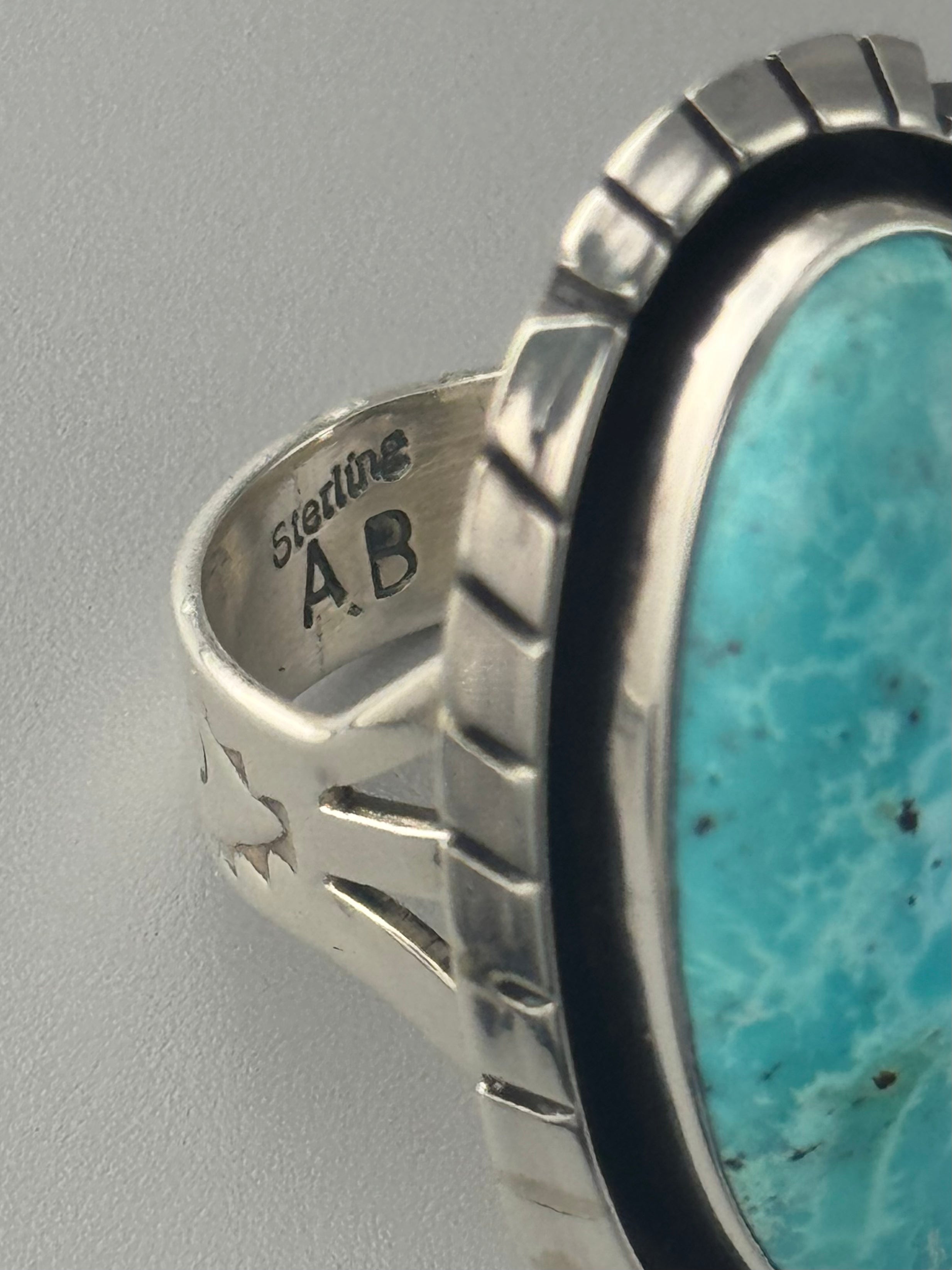 •KINGMAN TURQUOISE - ATSAH• Navajo silver ring (size 6.5)