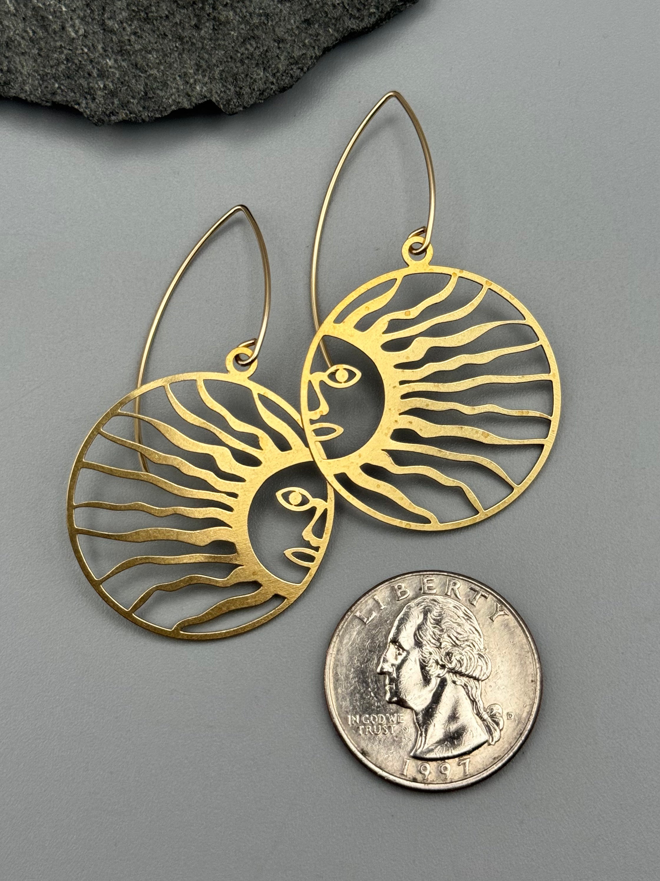 •SOL SHINE• gold dangle earrings