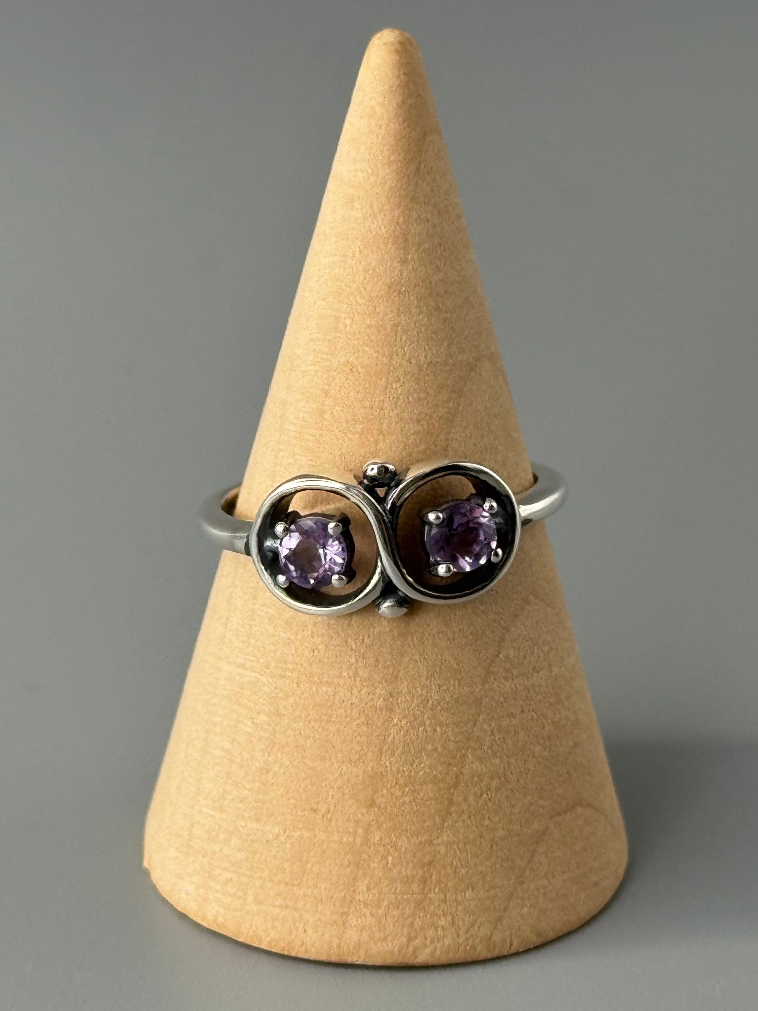•AMETHYST - INFINITY• prong set silver ring (various sizes)