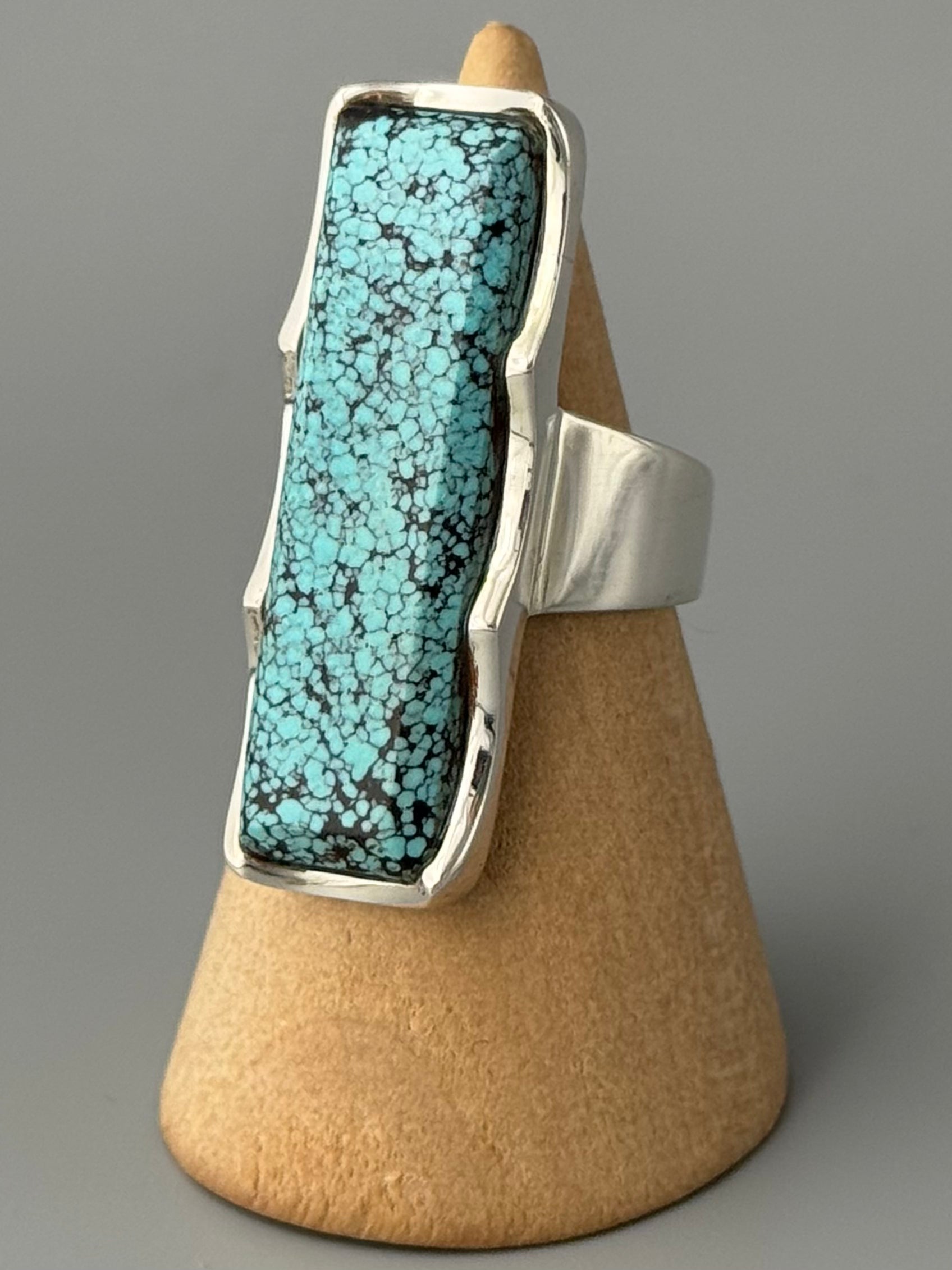 •TURQUOISE - TOWER• scalloped bezel silver ring (size 6.5)