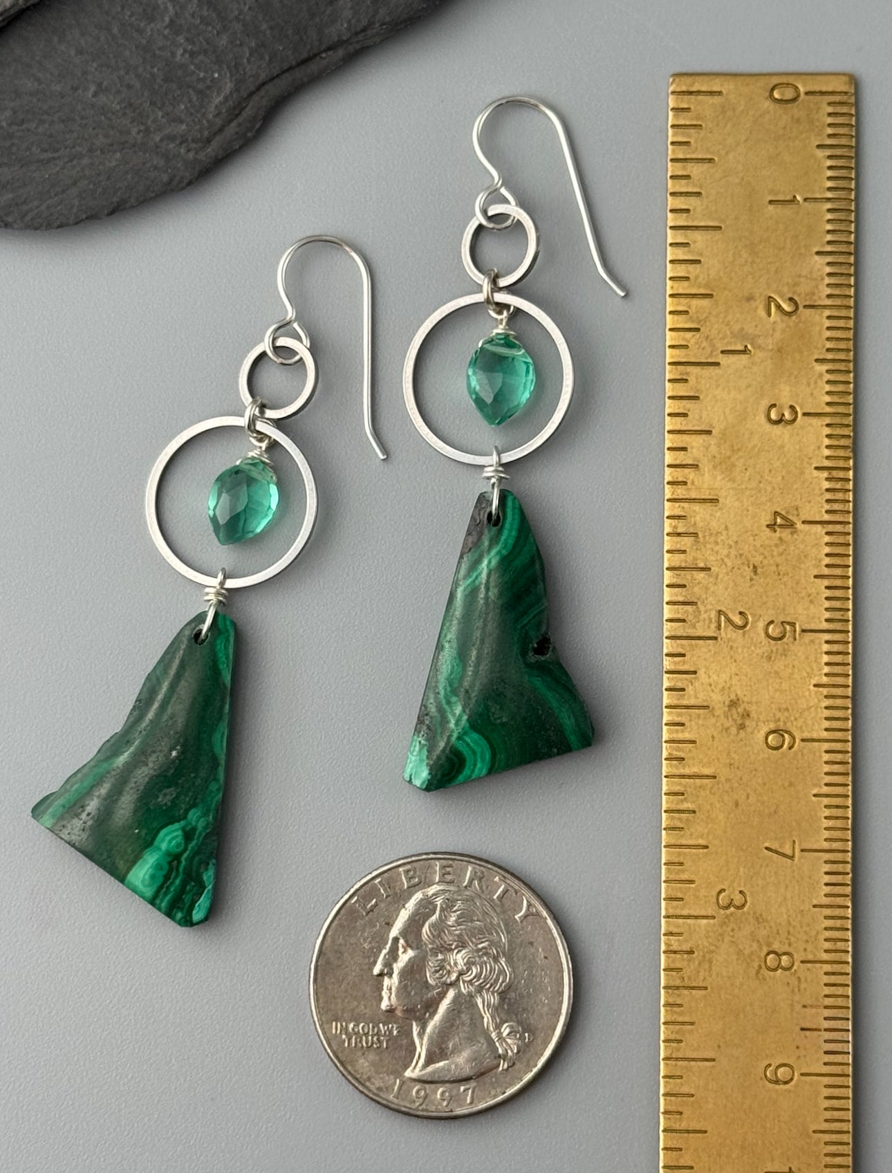 •EQUA-LUNA• paraiba quartz + congolese malachite silver earrings