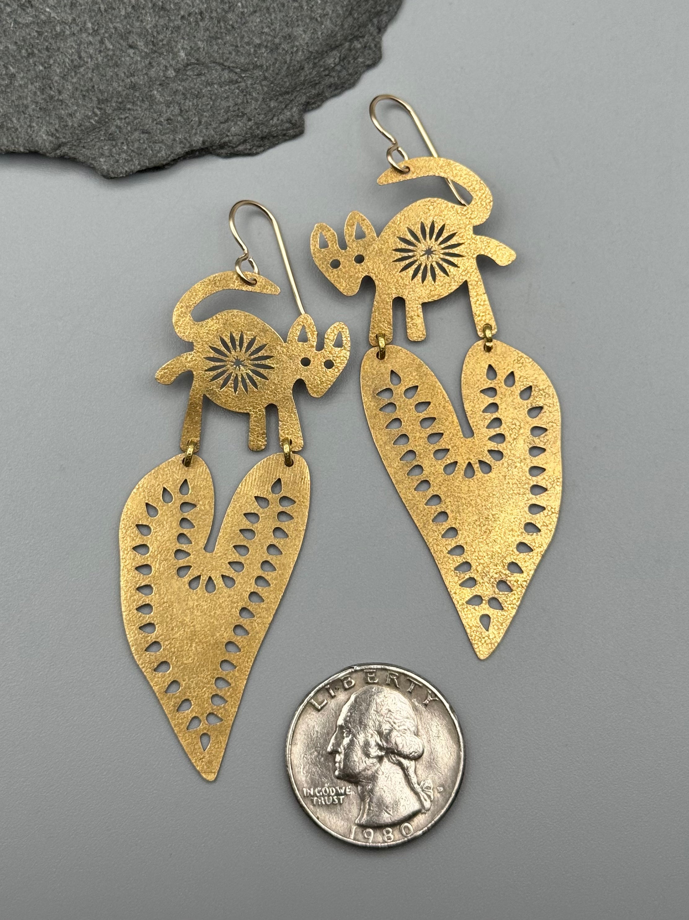 •HEART KEEPER• gold dangle earrings