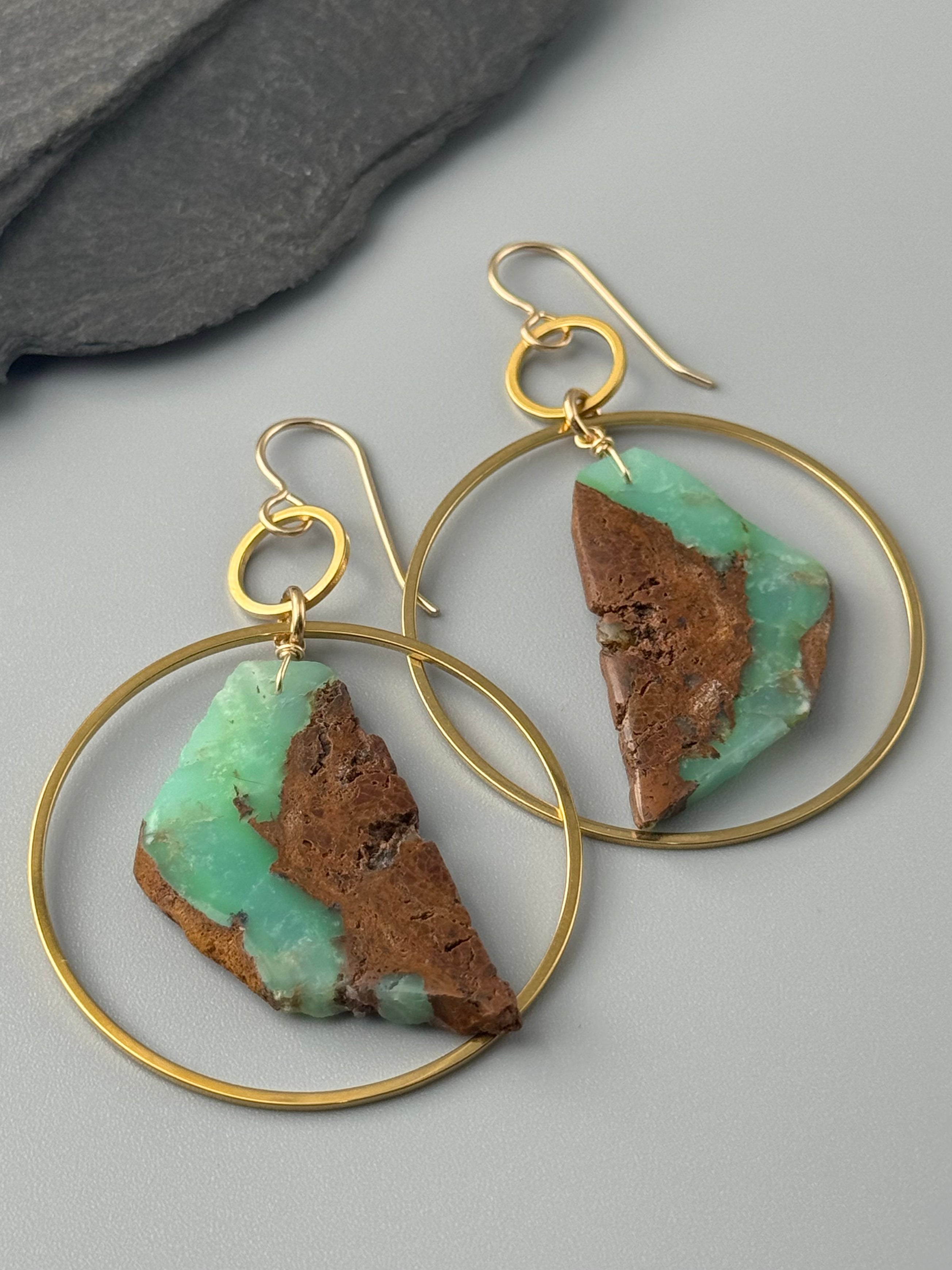•EQUA-LUNA• chrysoprase + gold earrings