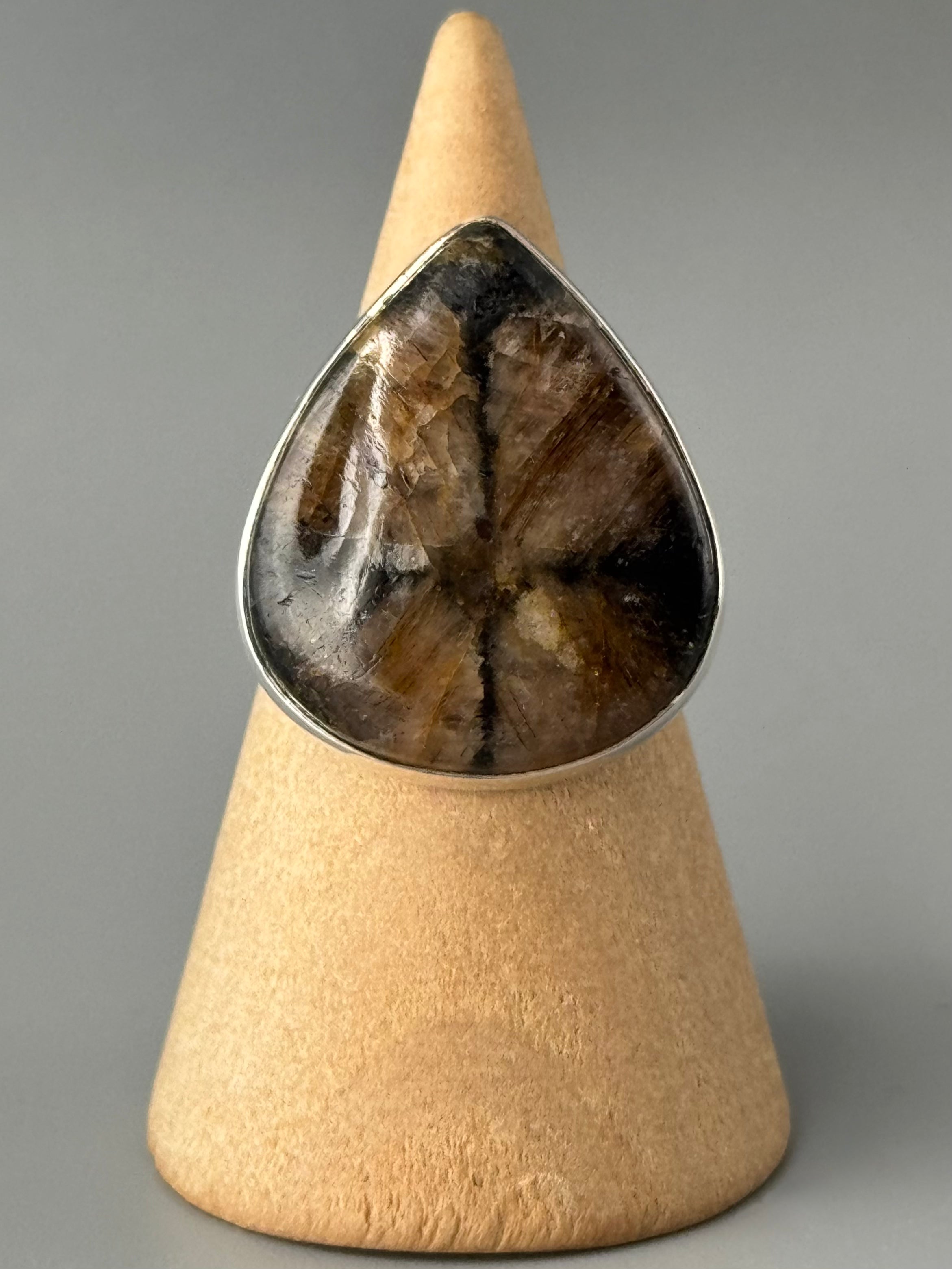 •CHIASTOLITE - TEAR• sterling silver ring (various sizes)