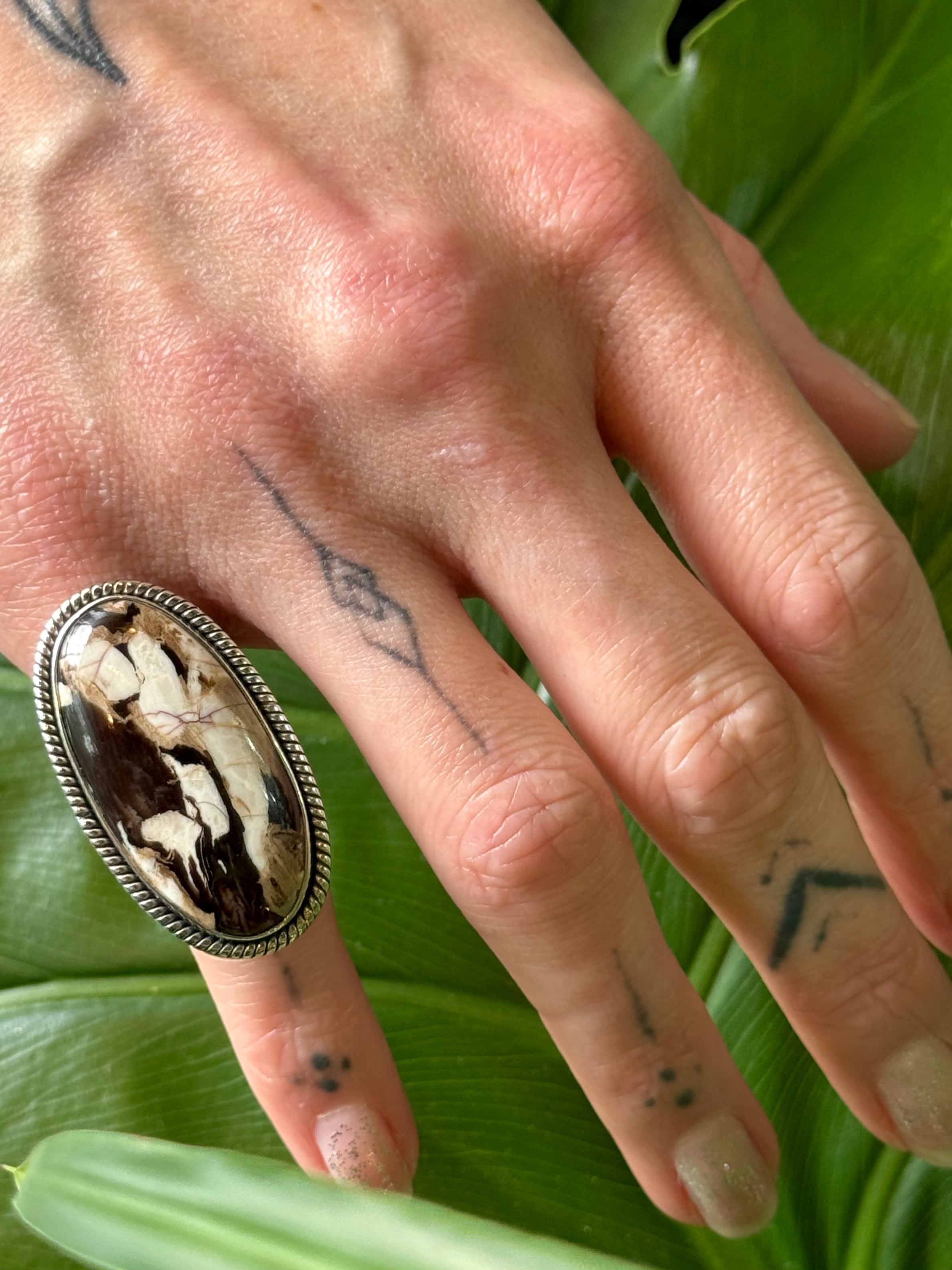 •PEANUT WOOD JASPER - OVAL• silver ring (size 6)
