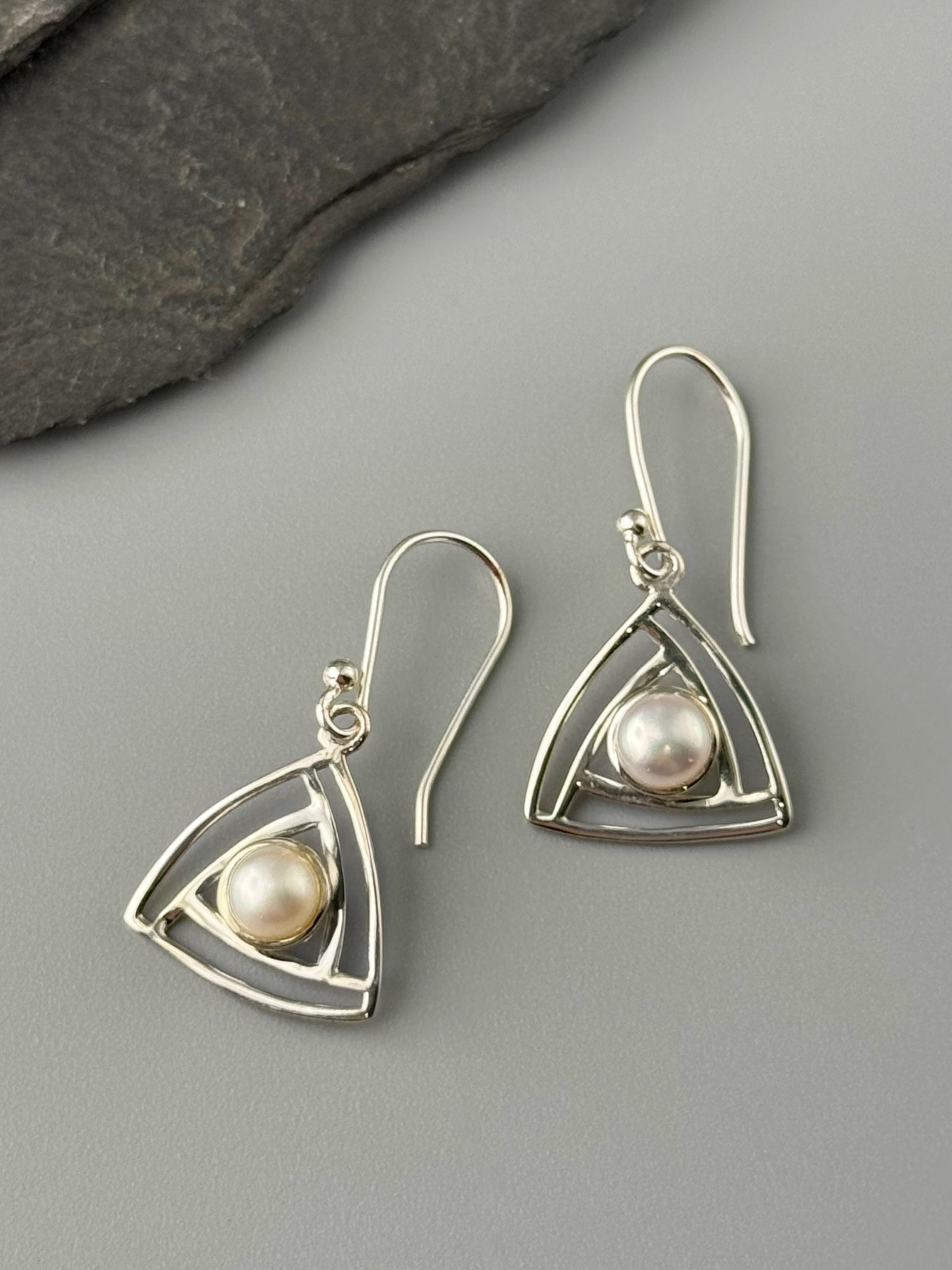 •NESTED TRIANGLE• pearl + silver dangle earrings