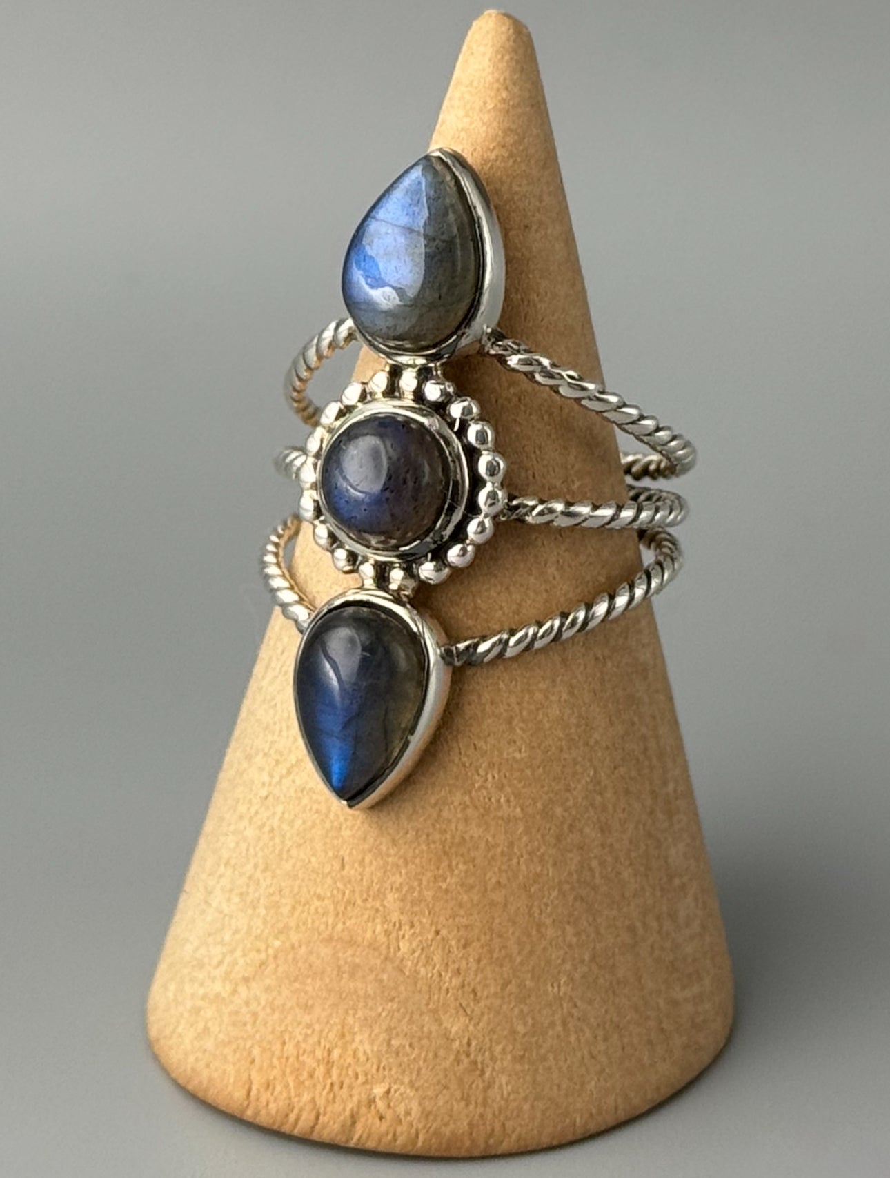 •LABRADORITE - EQUATOR• triple split band silver ring (size 8)