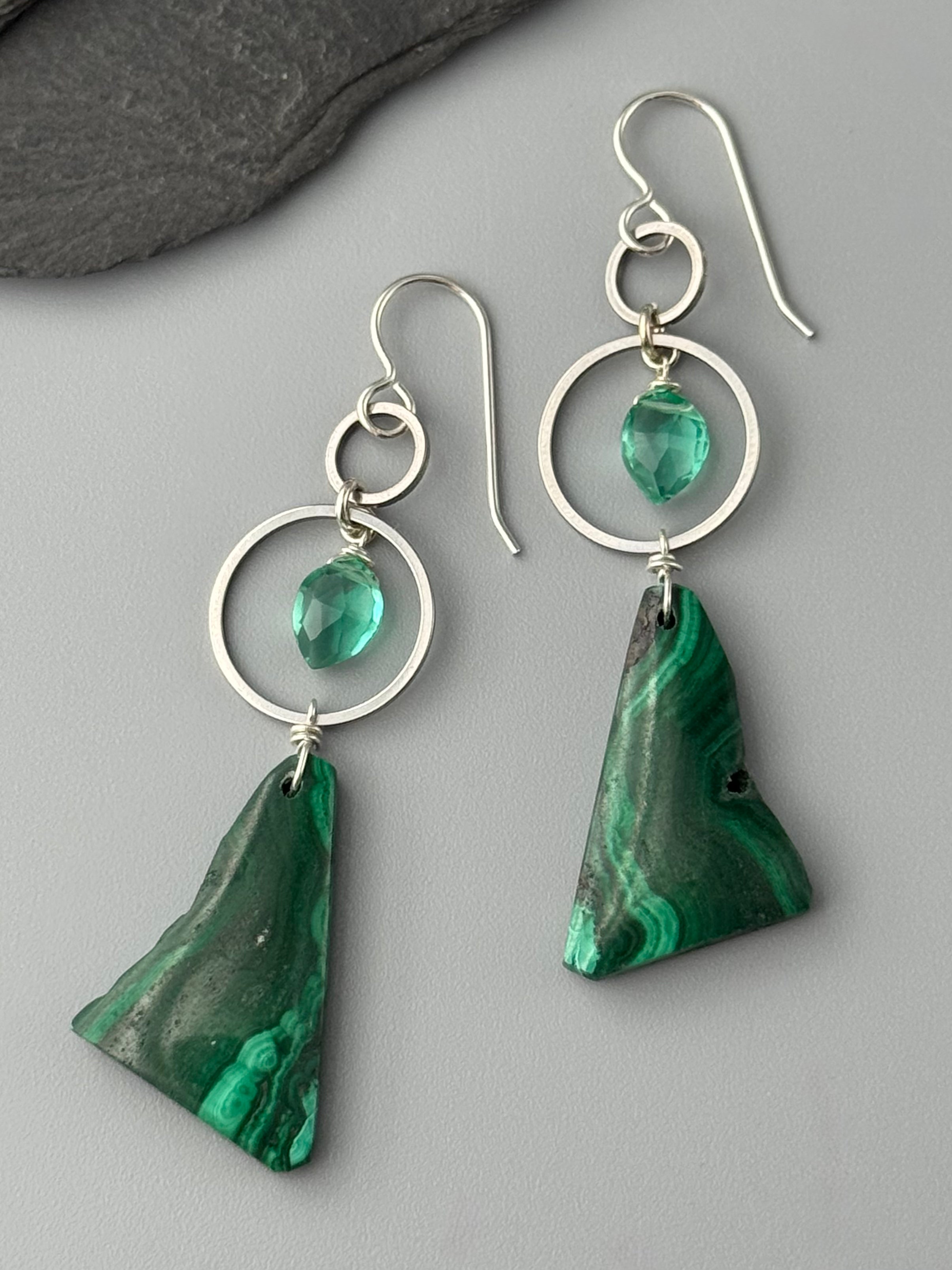 •EQUA-LUNA• paraiba quartz + congolese malachite silver earrings