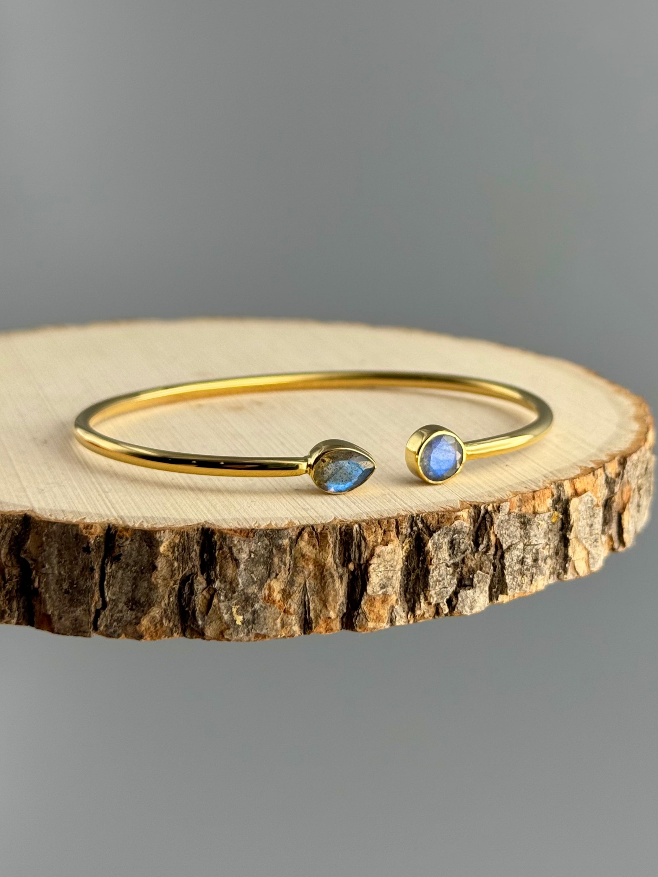 •TEAR + CIRCLE• labradorite + gold twist-on cuff bracelet
