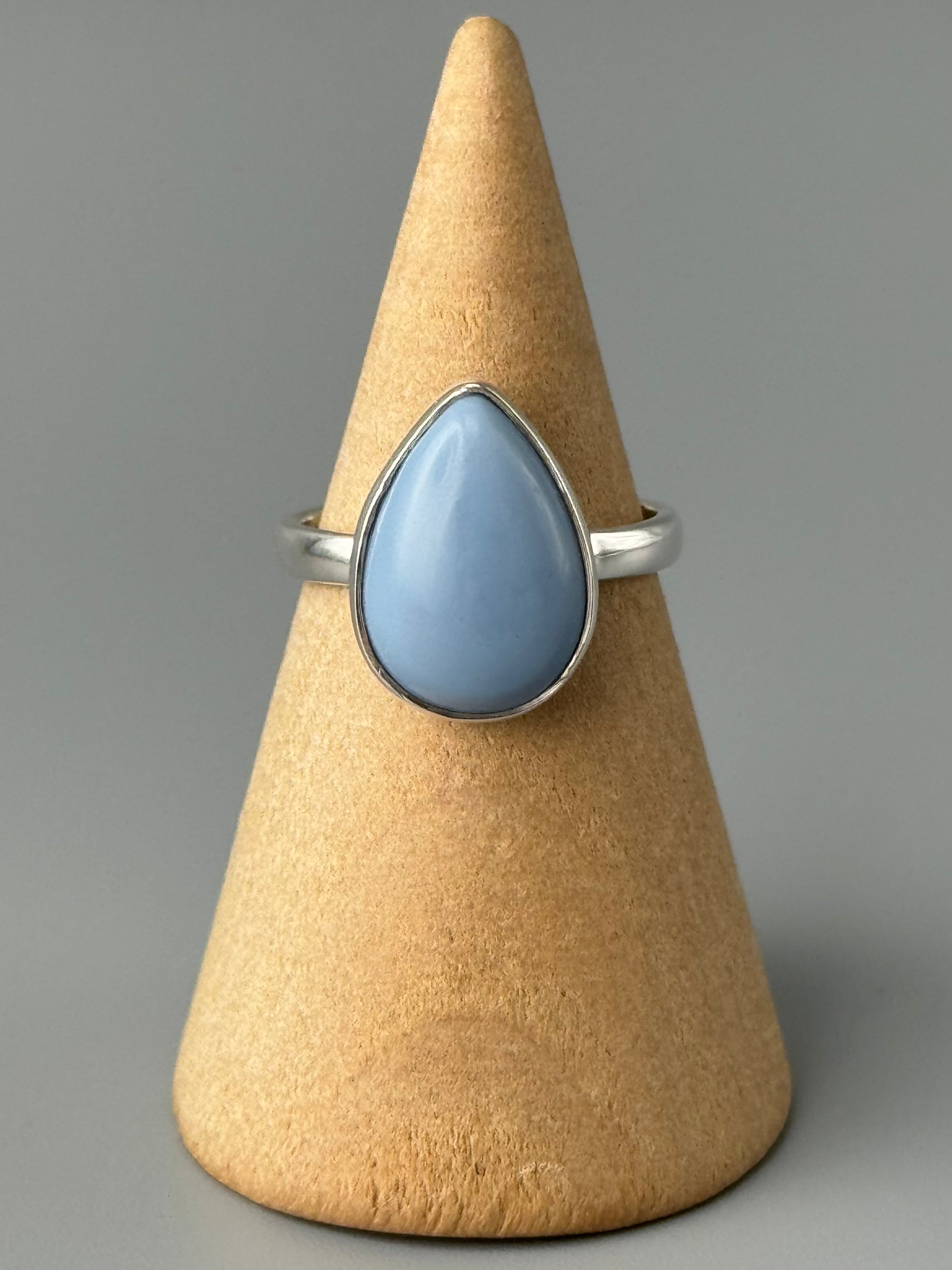 •OWYHEE BLUE OPAL - TEAR• simple band silver ring (size 6)
