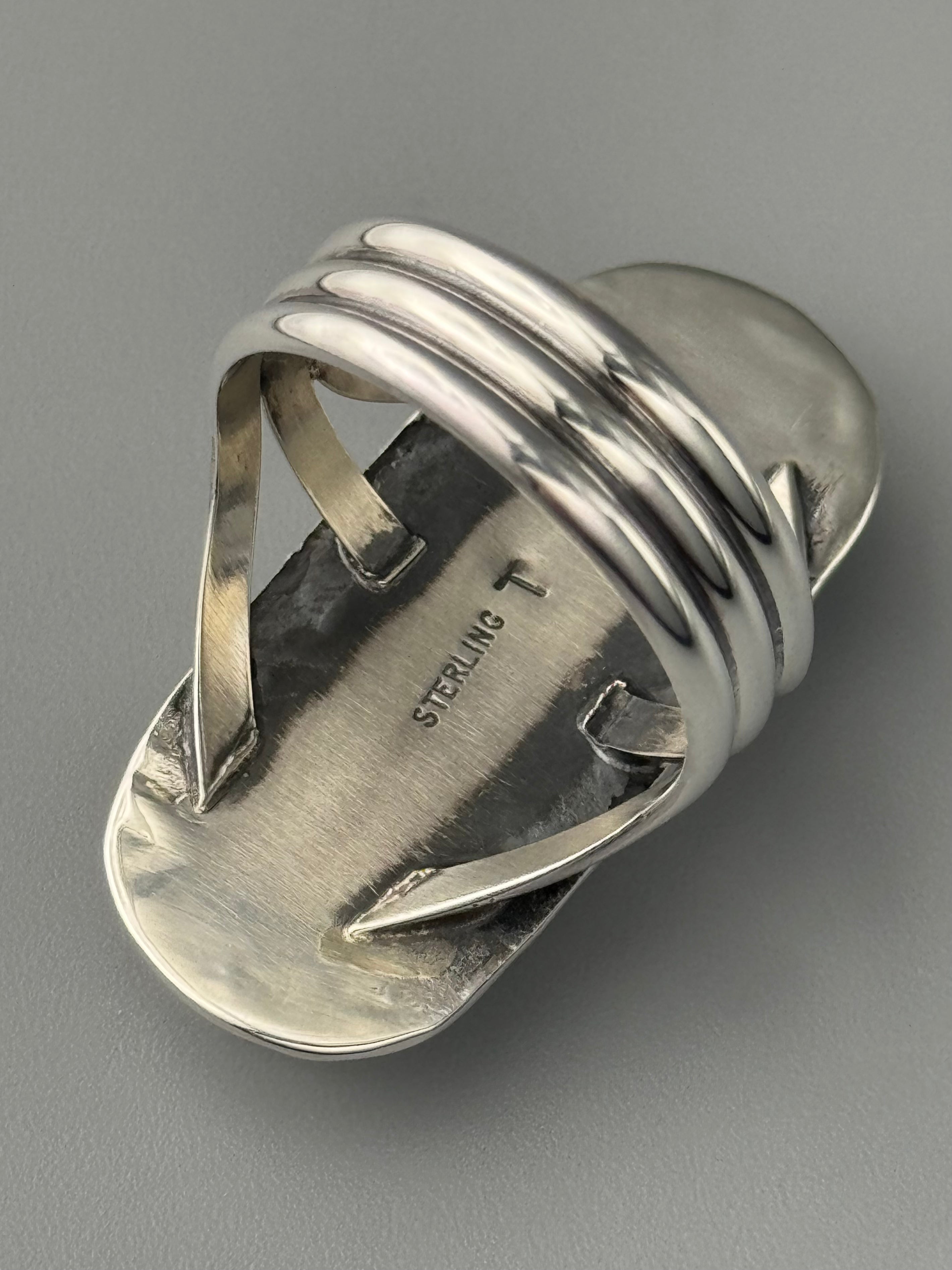 •#8 TURQUOISE - SHÁ• Navajo silver ring (size 11)