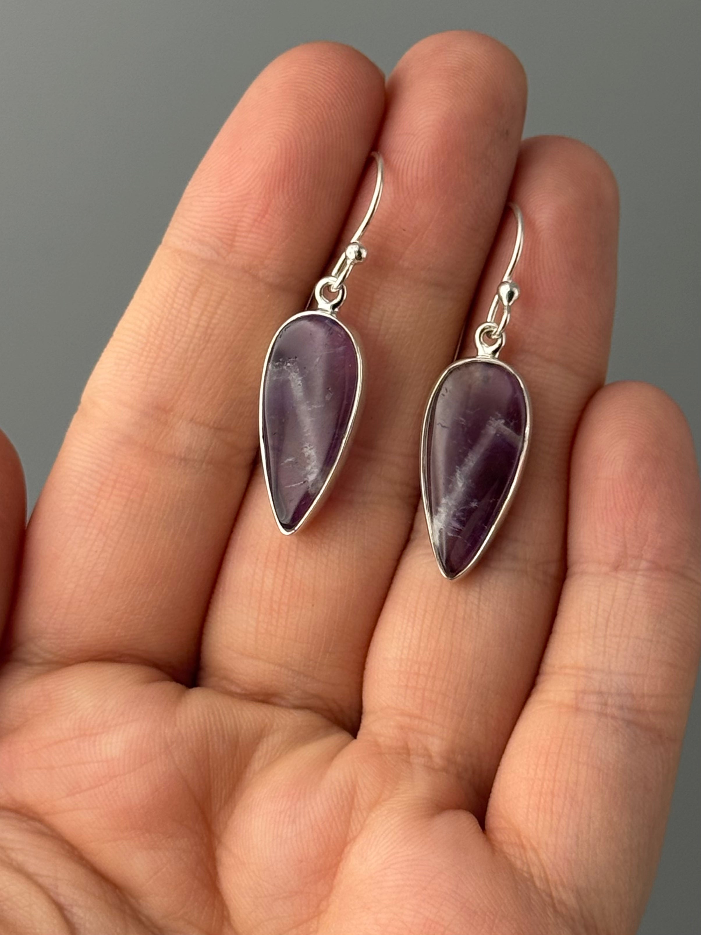 •CHEVRON AMETHYST - SPEAR TEAR• silver dangle earrings