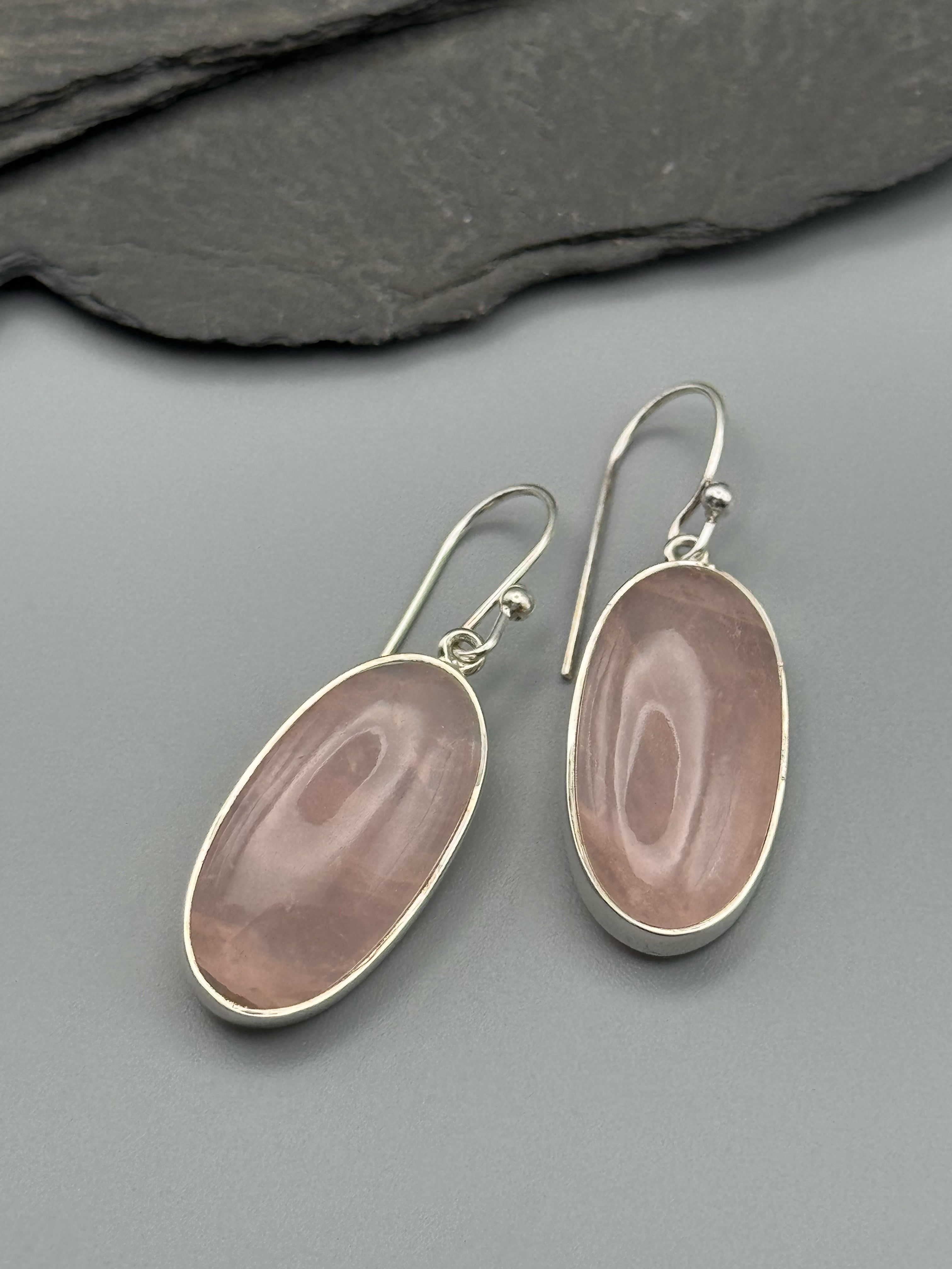 •ROSE QUARTZ - OVAL• silver dangle earrings