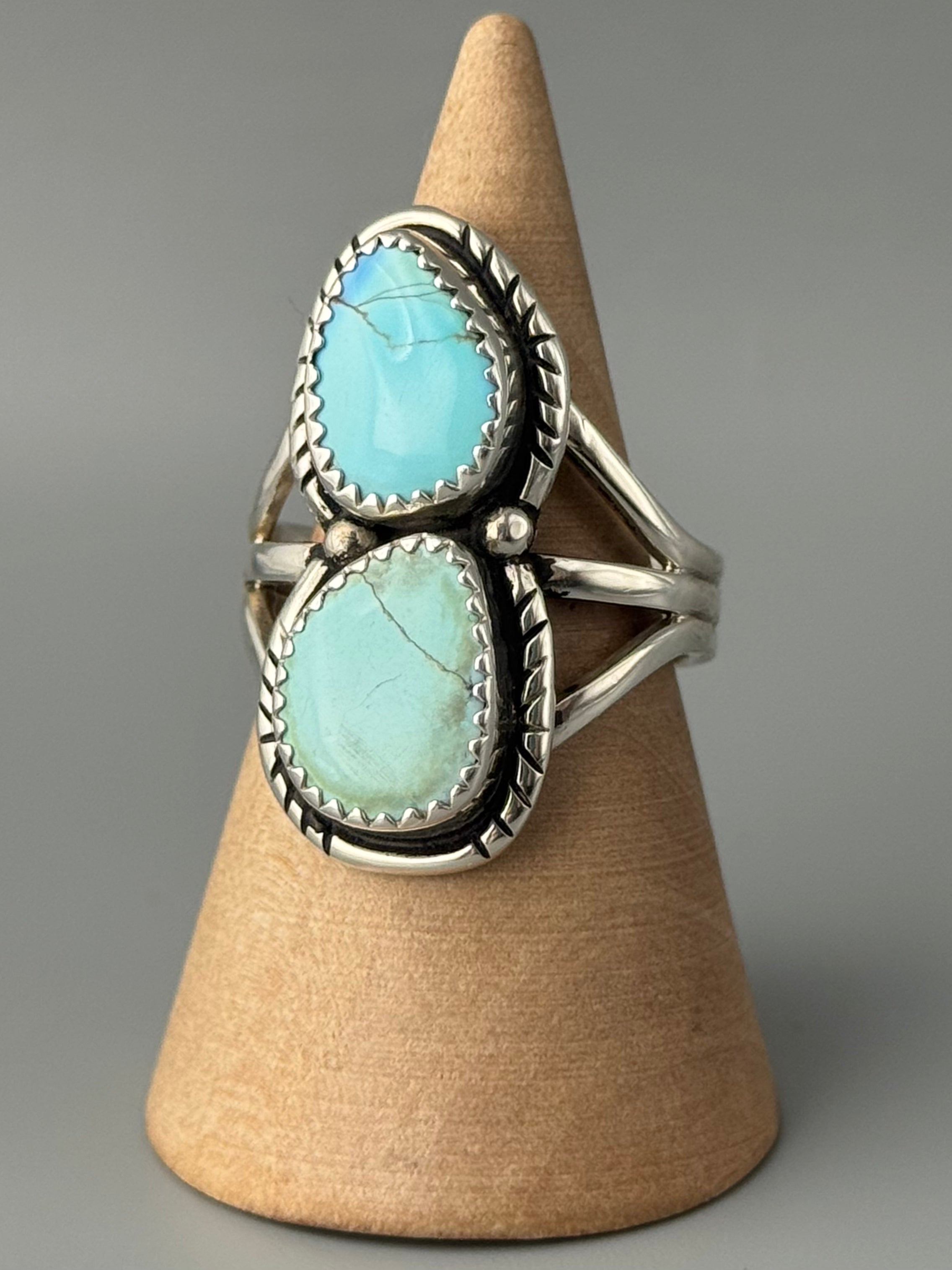 •GOLDEN HILL TURQUOISE - NAAKI - 2• Navajo silver ring (size 9)